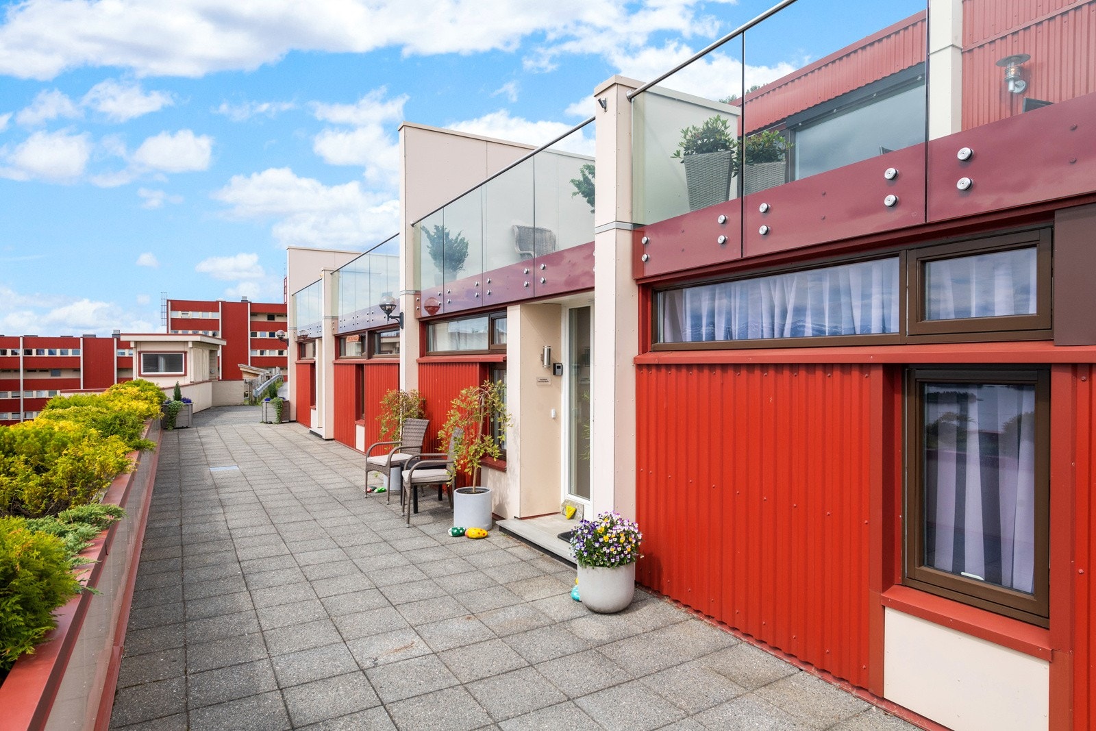 Inngangsparti. Galleribilde