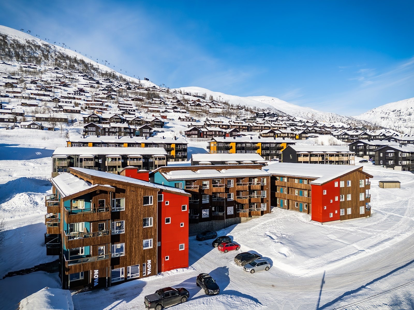 Leiligheten har en naturskjønn, attraktiv beliggenhet i Myrkdalen Galleribilde
