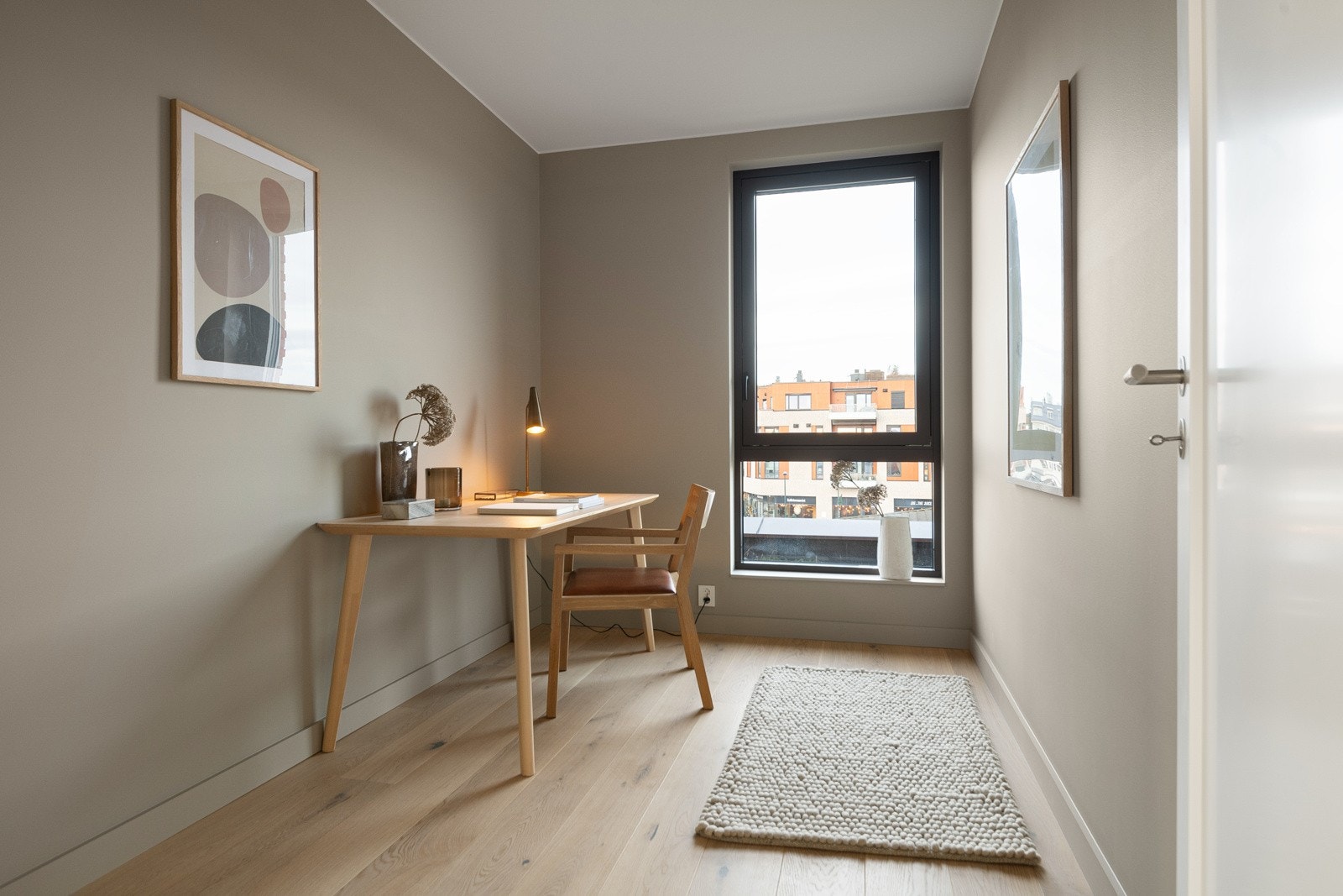 Dette er soverom to som passer utmerket som gjesterom, kontor o.l Galleribilde