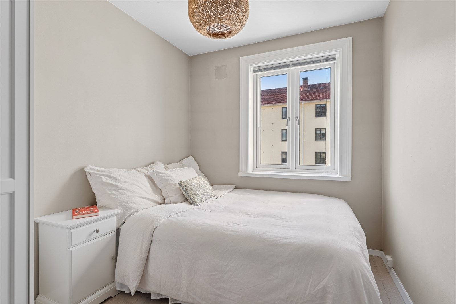 Soverom II passer perfekt som barnerom, gjesterom eller kontor Galleribilde