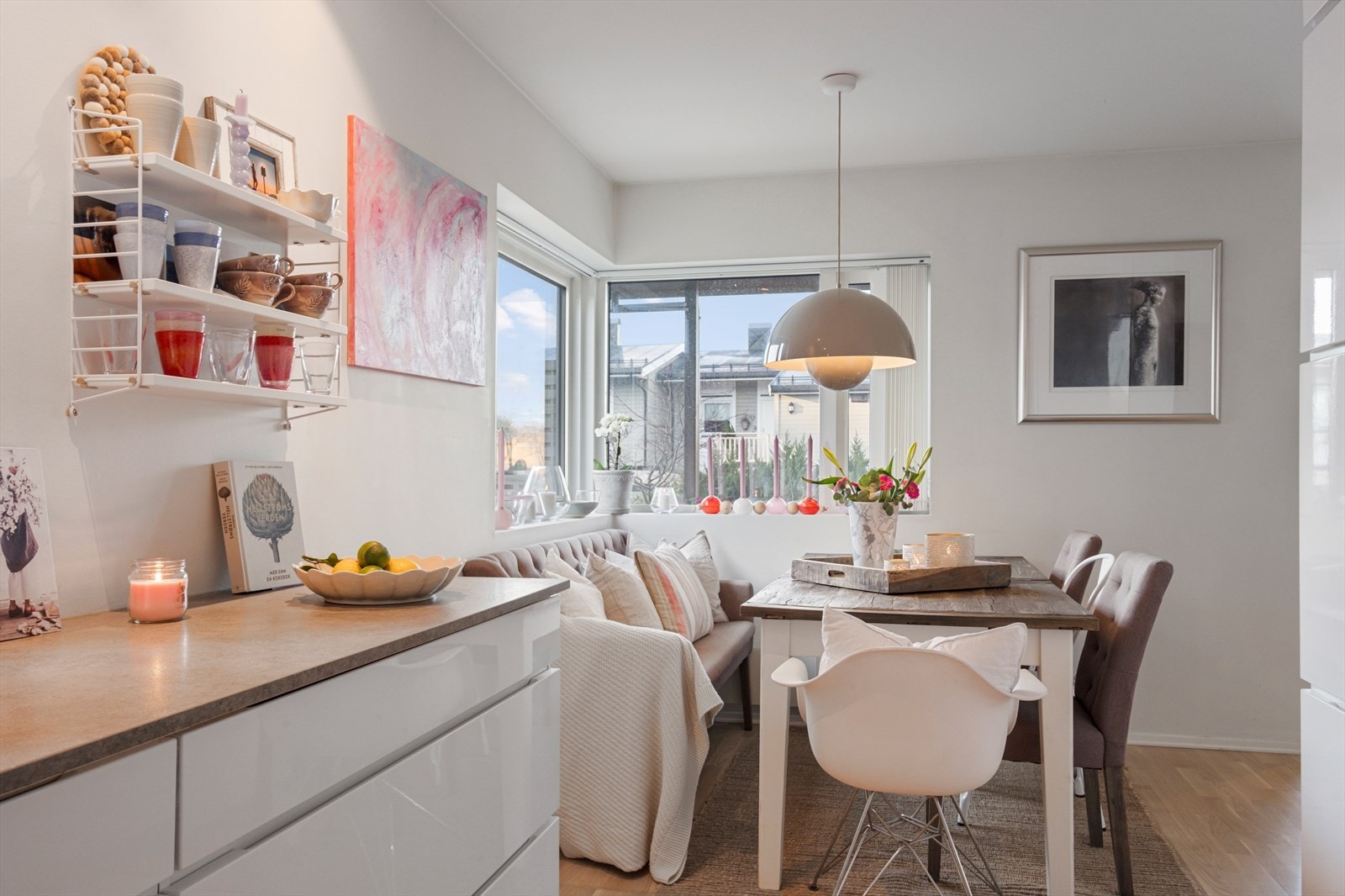 Her er god plass til spisemøblement på kjøkkenet Galleribilde