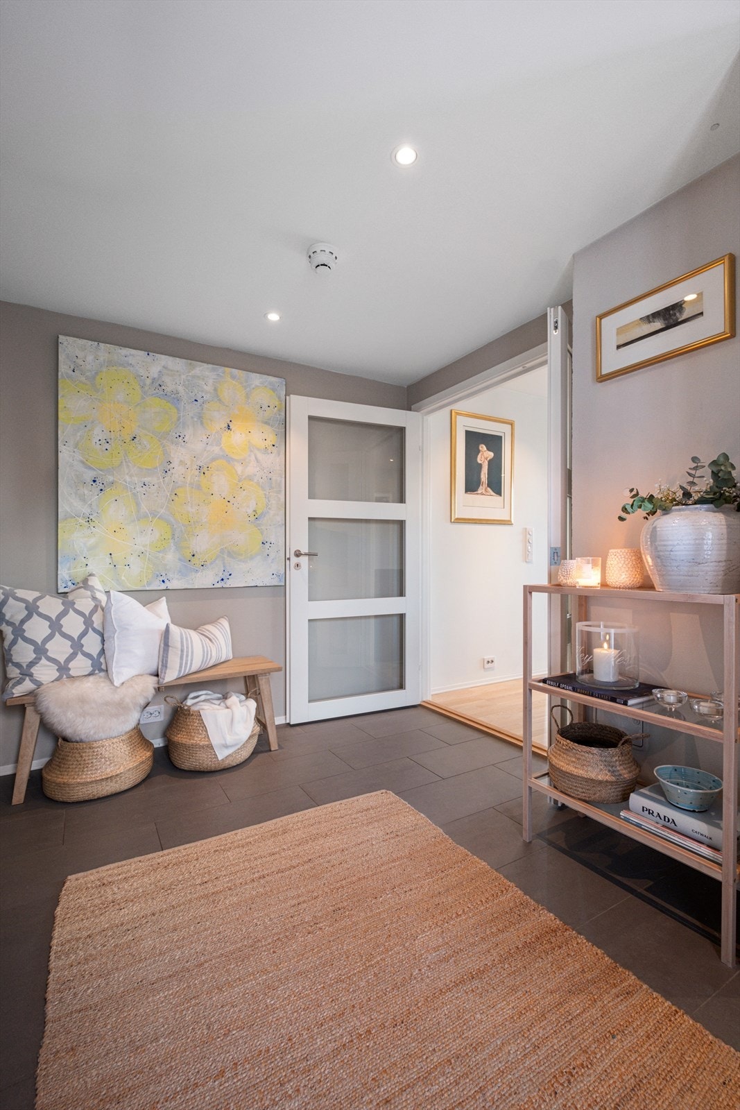 Fra entrè/hall Galleribilde