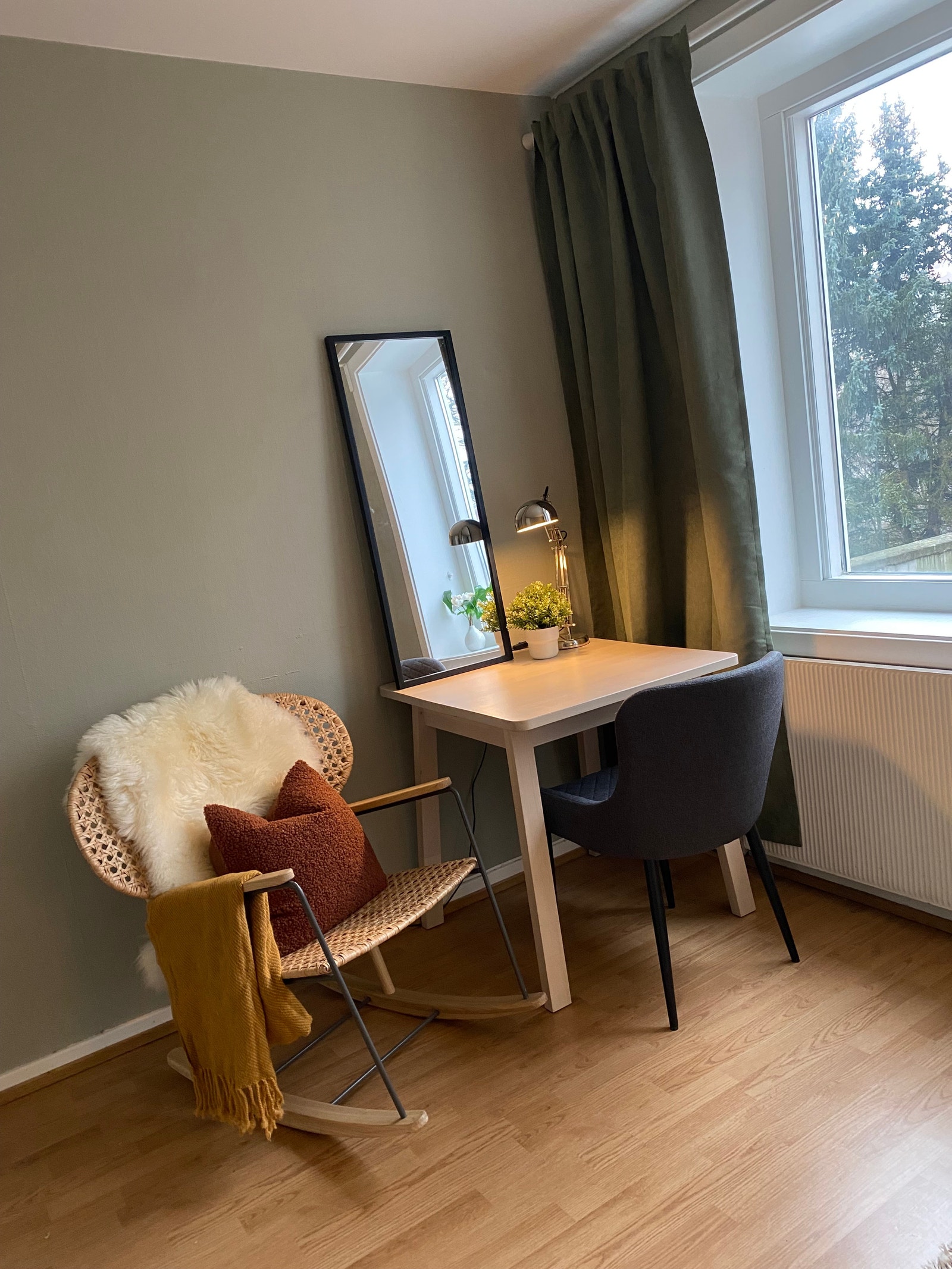 Rom 105 - 11 kvm - 6.600 kr Galleribilde