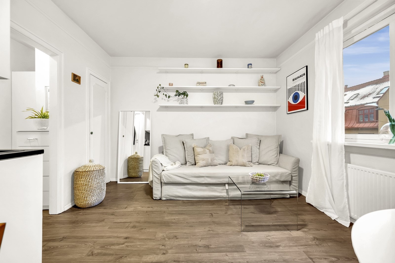 Fin plass til seng/sovesofa eller ønsket møblement Galleribilde