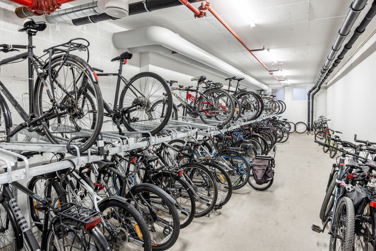 Sameiet har en felles sykkelbod. Galleribilde