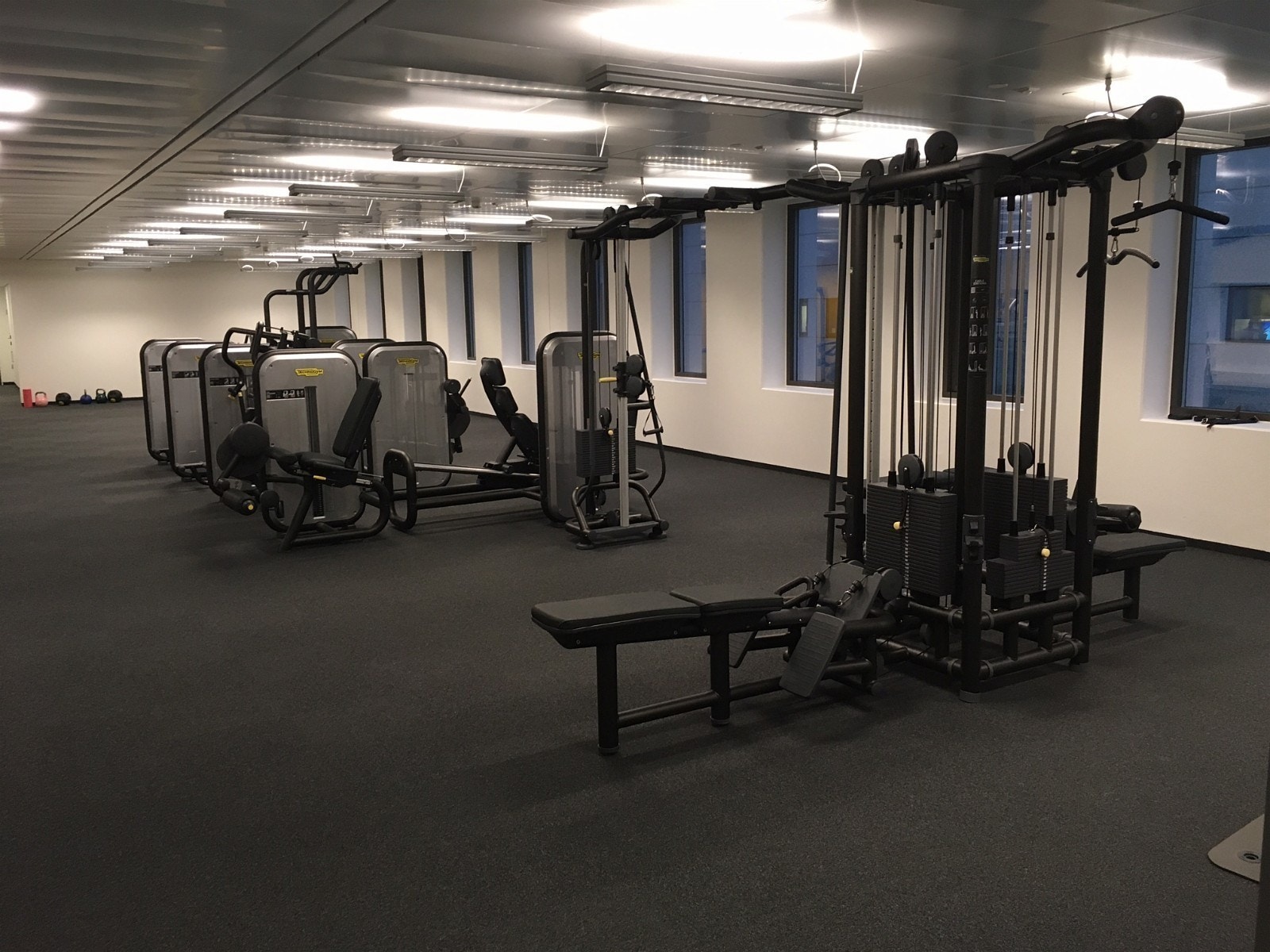 Trene? Før jobb, i lunsjen, etter jobb - Du velger! alt utstyr fra Technogym. Galleribilde