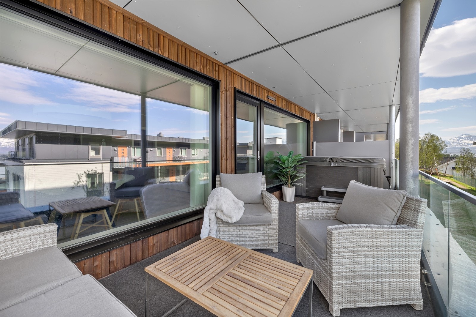 God plass til hagemøbler Galleribilde