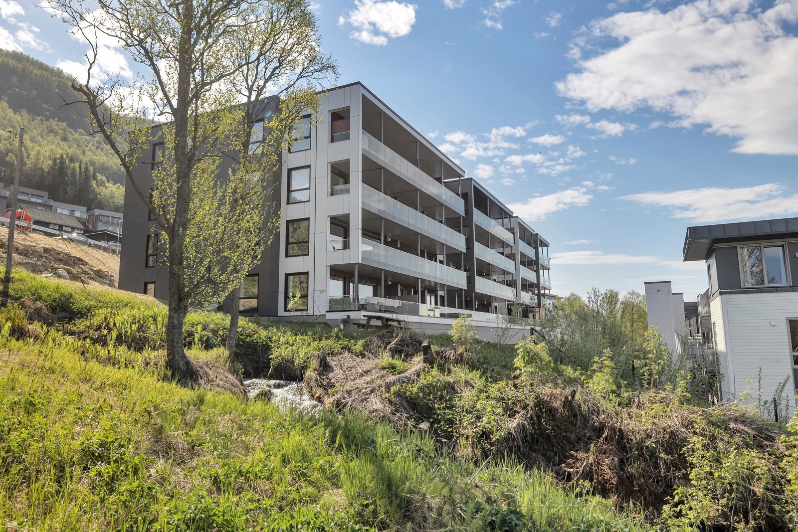 Slipelvvegen 35 - velkommen på visning! For mer informasjon, - ta kontakt med eiendomsmegler Einar Nyland-Storhaug på 970 73 555 Galleribilde