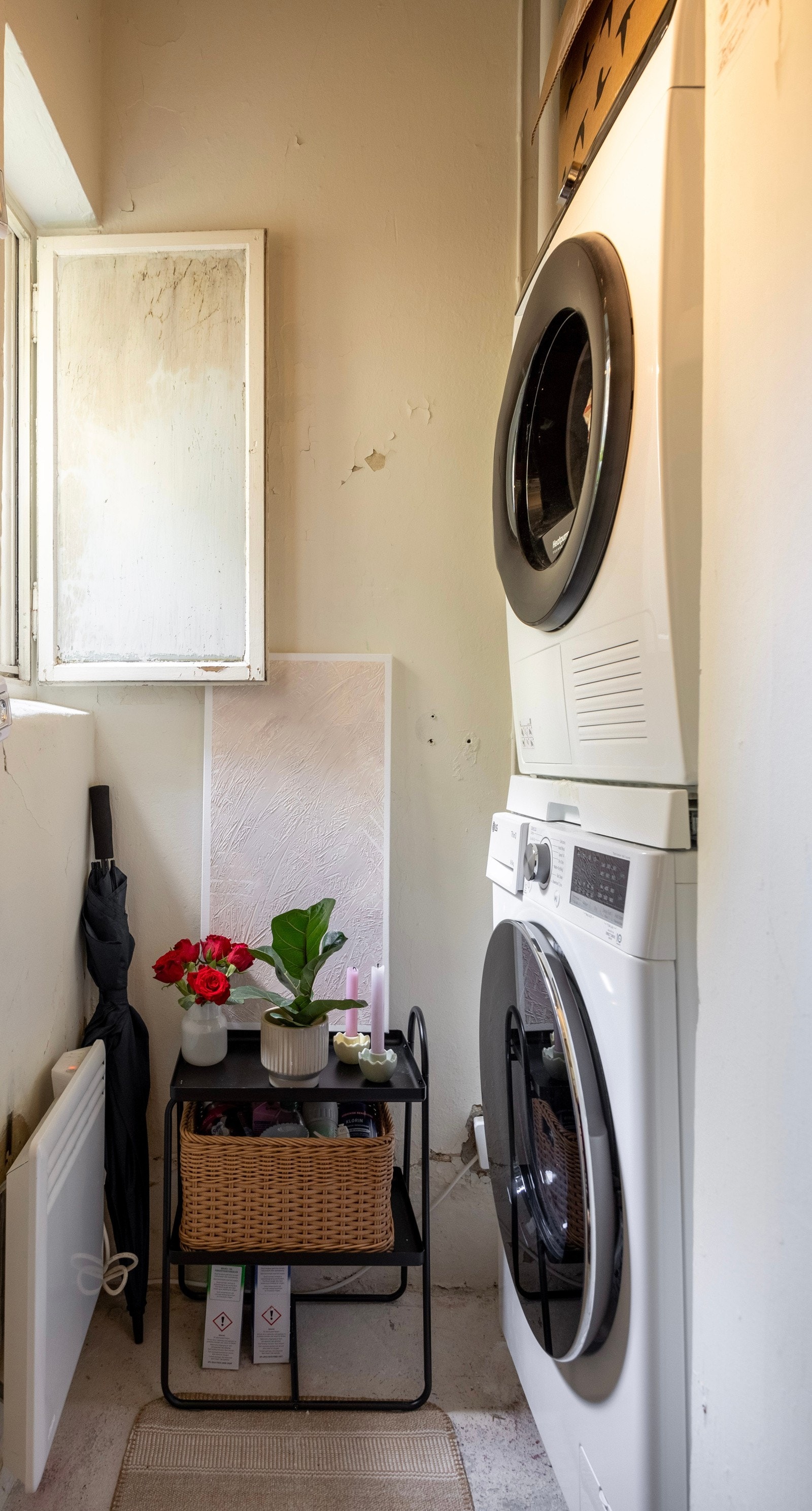 Leiligheten disponerer totalt fire boder. Boden i 1. etasje benyttes som vaskerom. Galleribilde