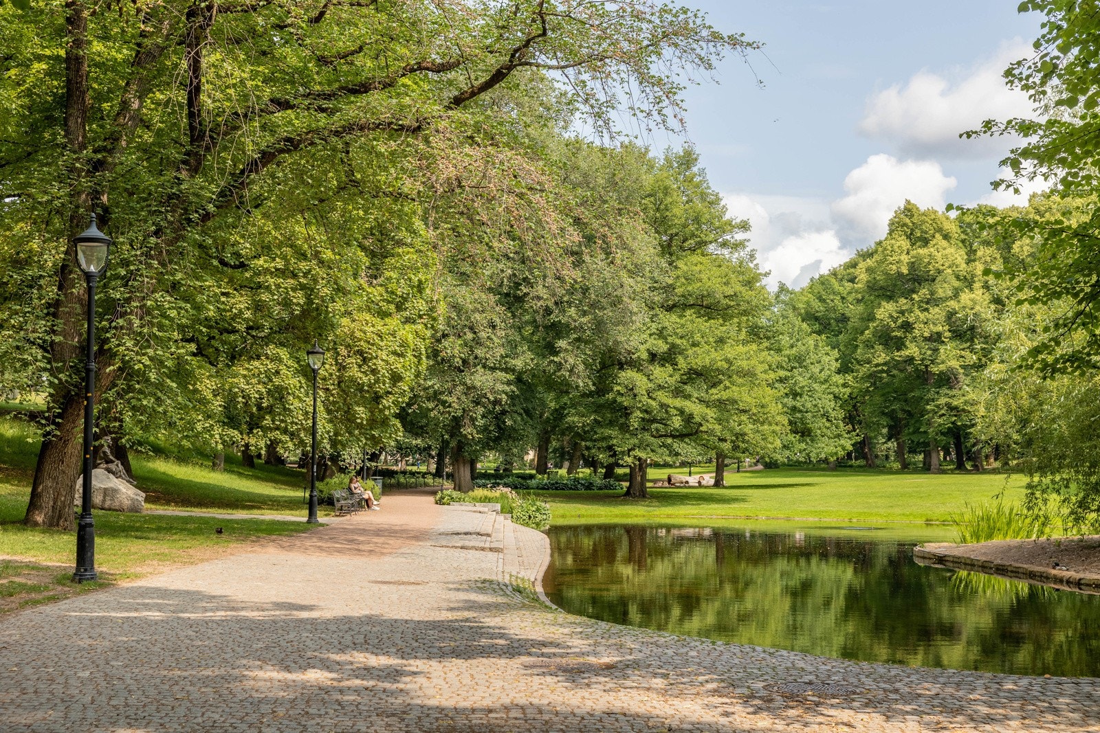 Slottsparken med Dronningparken. Galleribilde