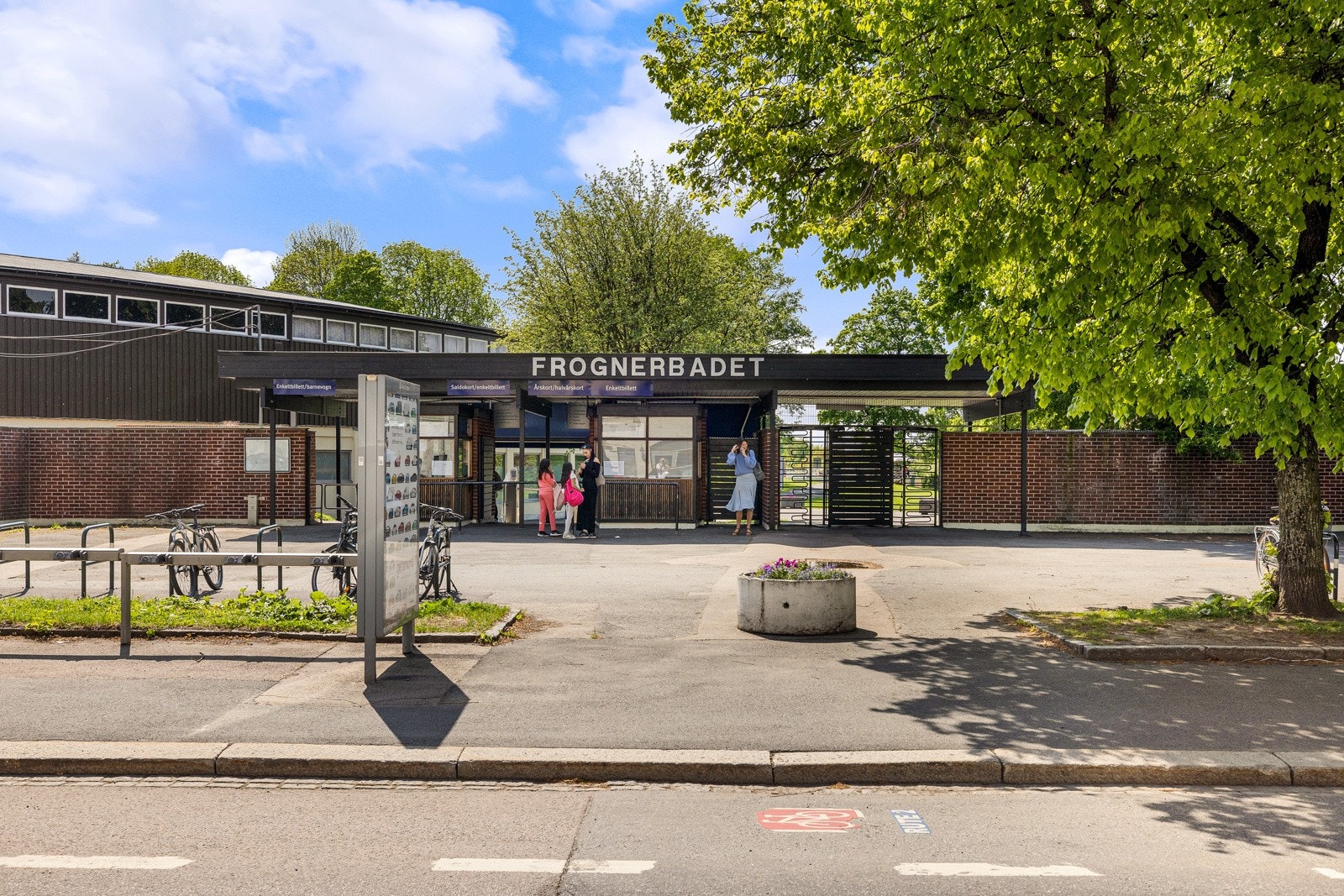 Frognerbadet. Galleribilde