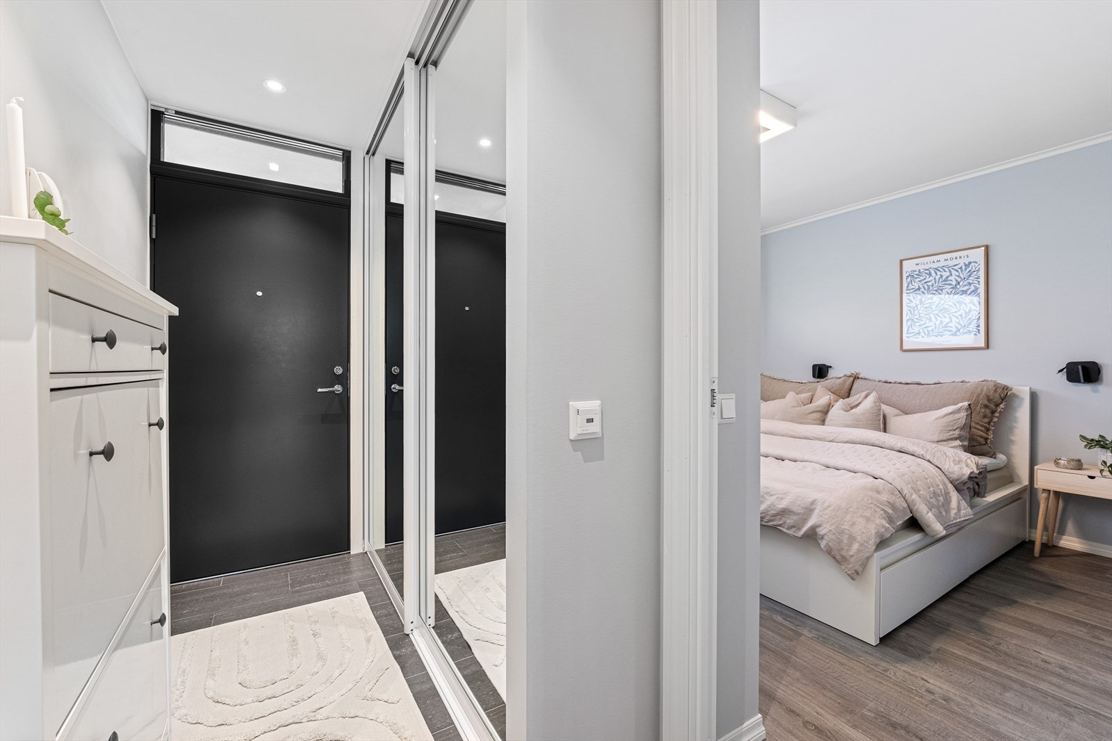 - Innbydende entré på 5m² - Galleribilde