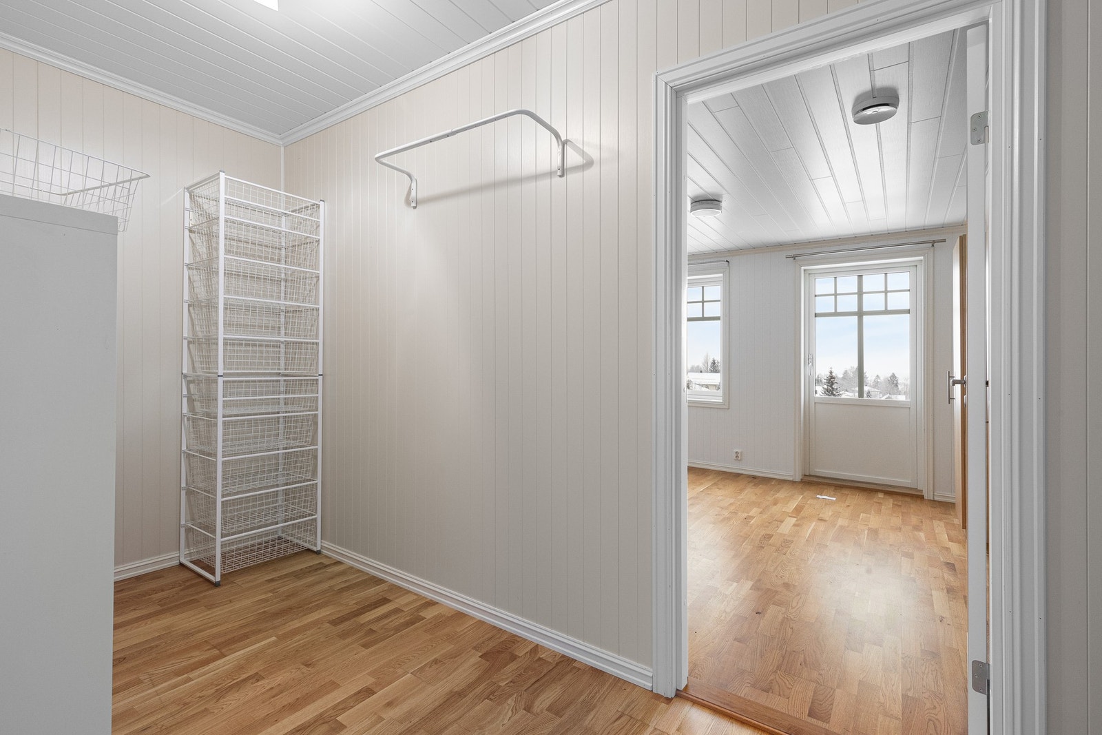 Soverom med mellomgang. Galleribilde