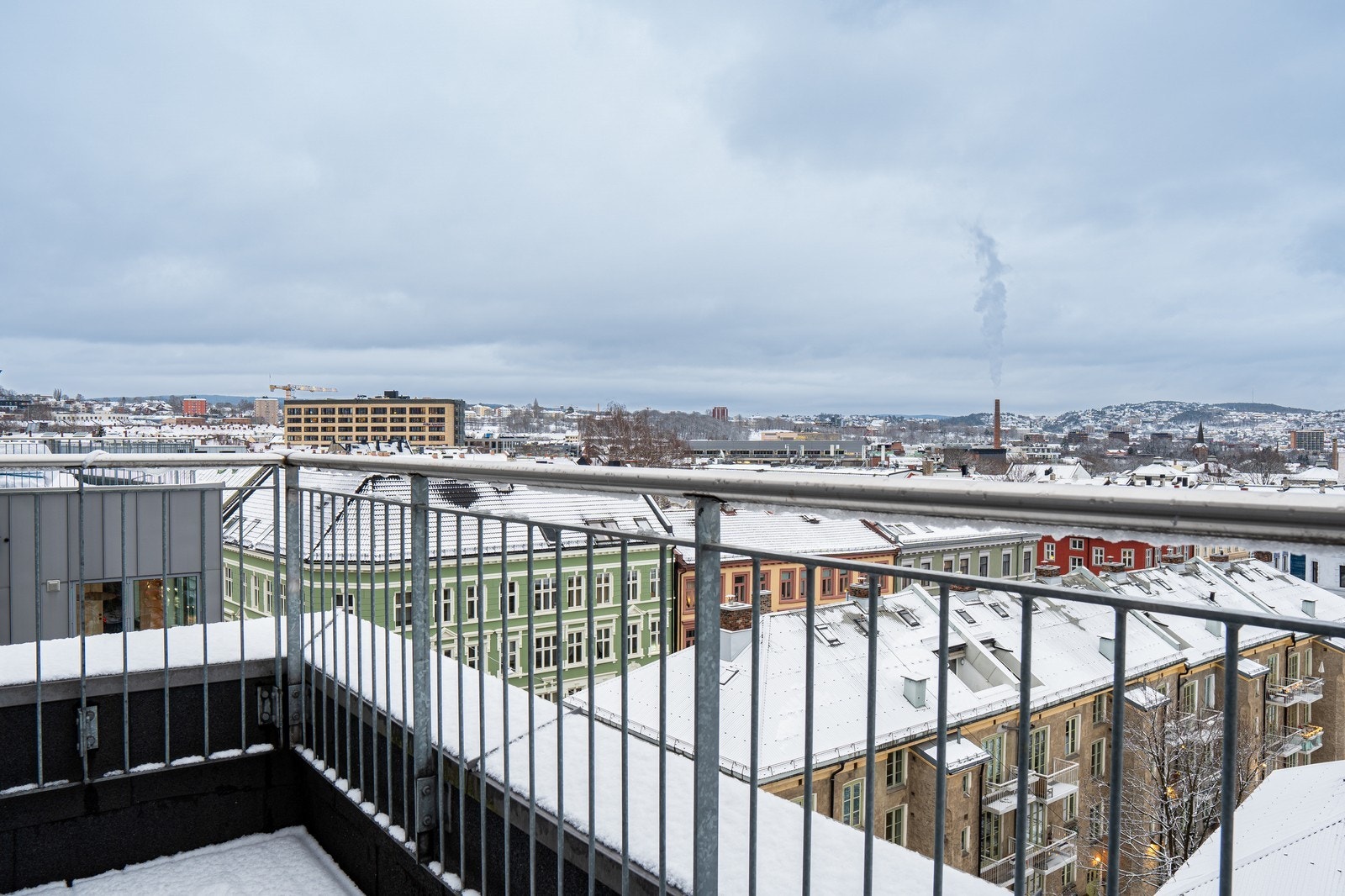 Koselig balkong med fin utsikt Galleribilde