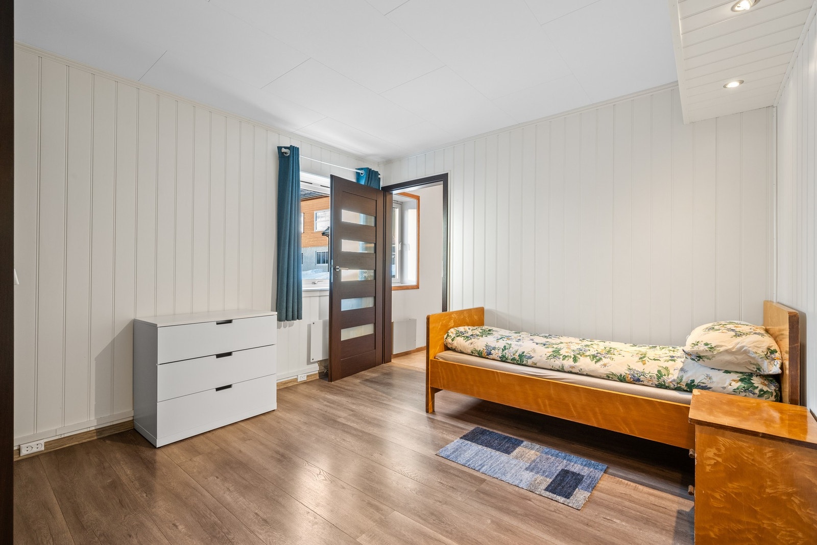 Hovedsoverommet er av god størrelse på 12,5m². Galleribilde