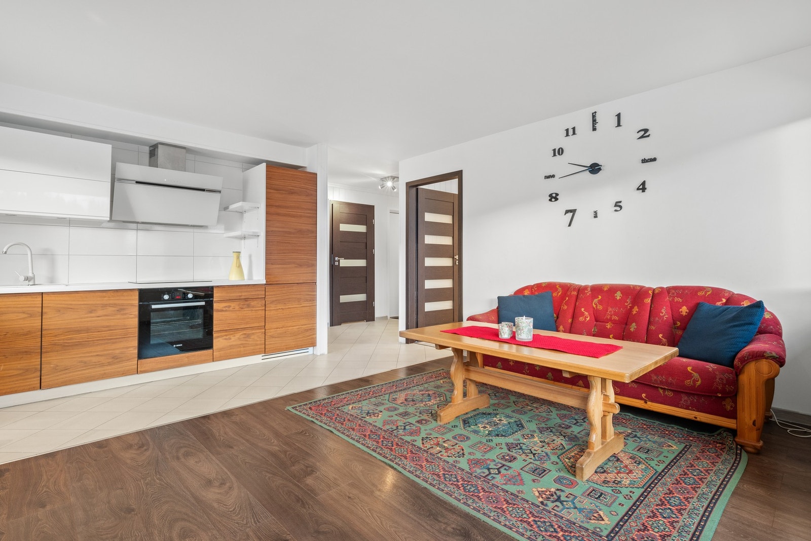 Det er elektrisk oppvarming i leiligheten. Galleribilde