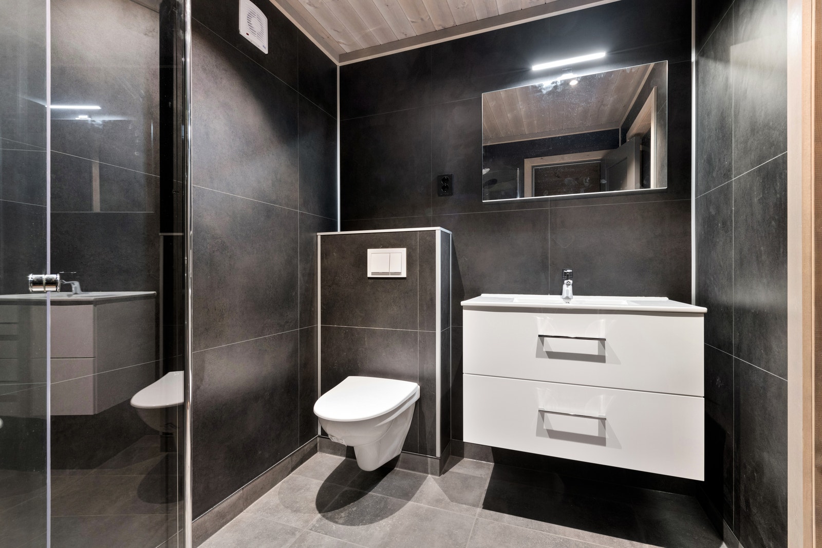 Bad i 1. etasje Galleribilde