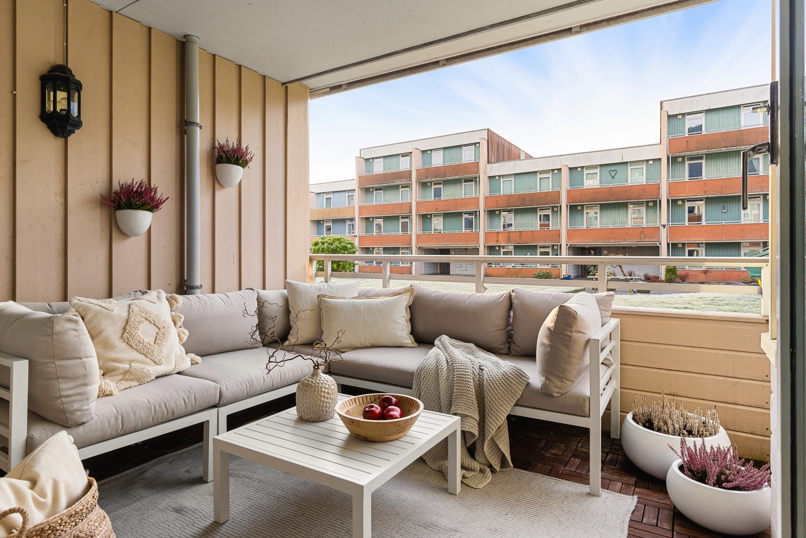 Flott terrasse med overbygg. Galleribilde