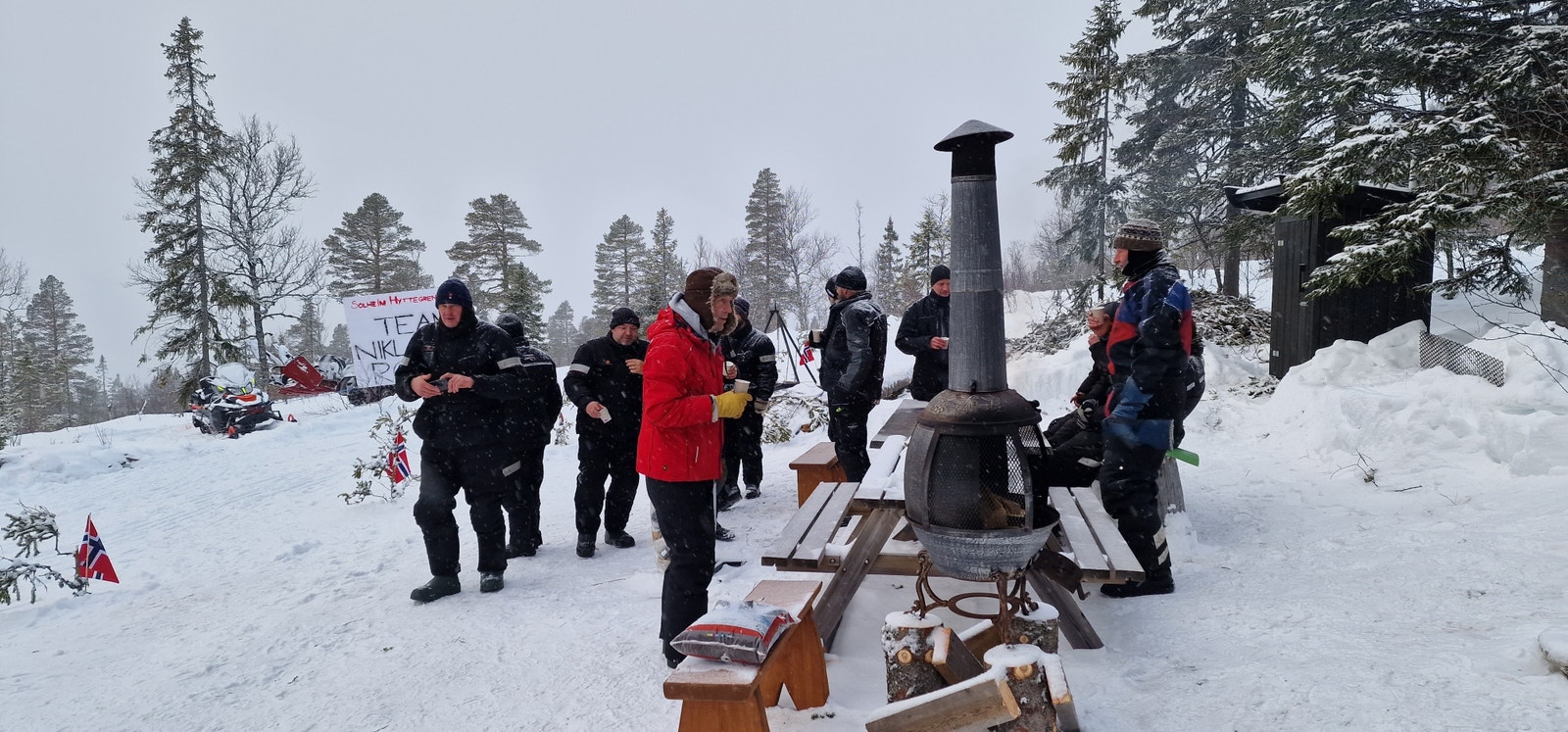 Bjønnbu aktivitetspark ligger midt i hyttefeltet med gapahuk og akebakke. Galleribilde