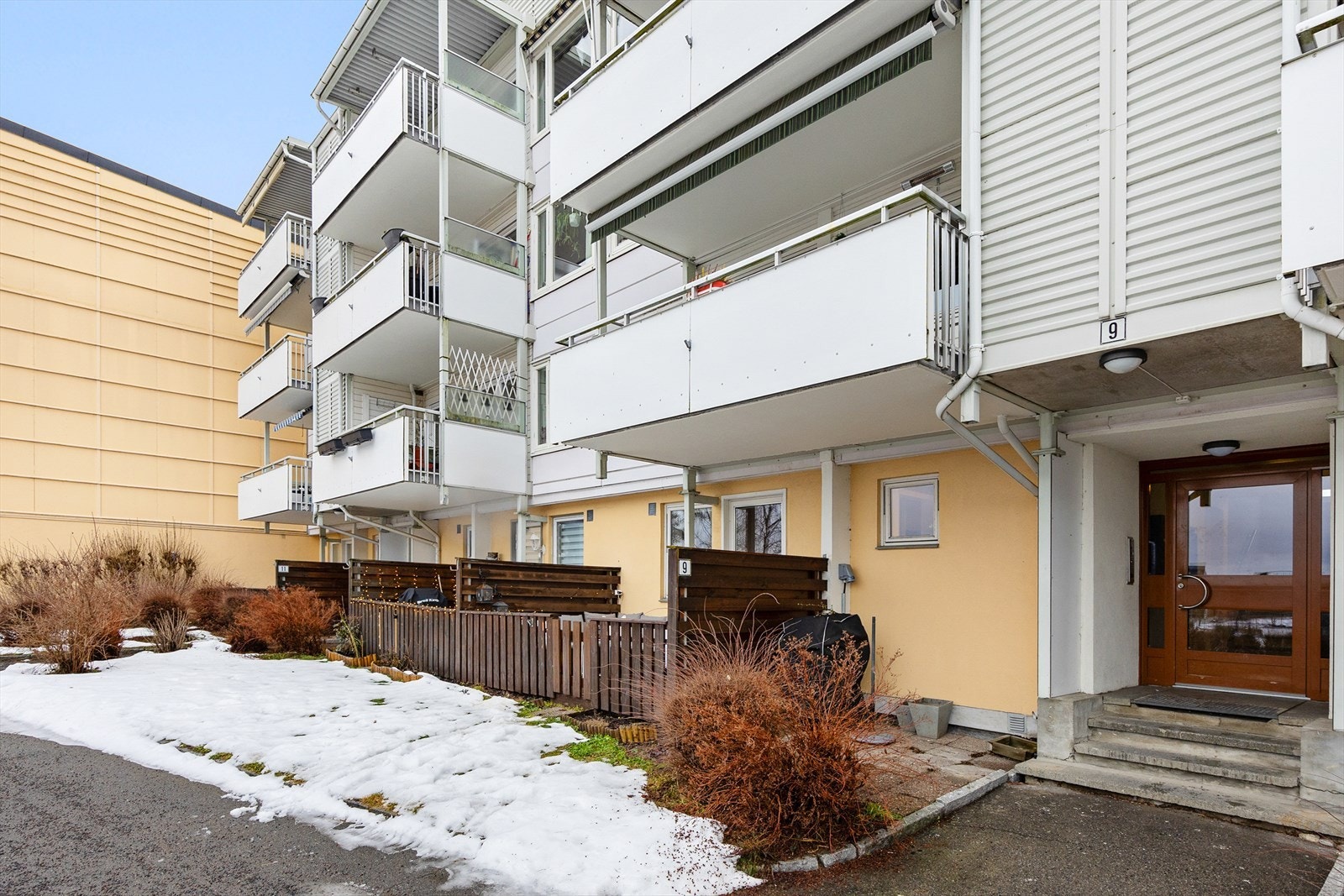 1-roms leilighet med balkong i et rolig nabolag. Galleribilde