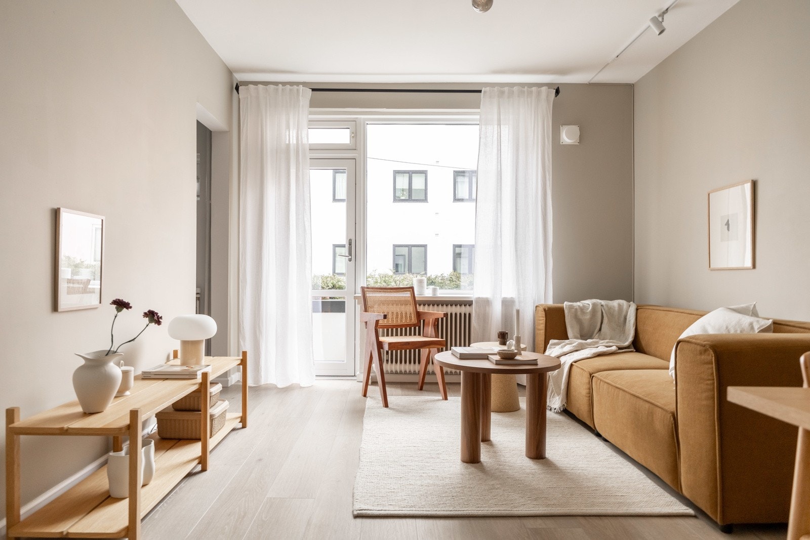 Kirkeveien 50 presenteres av EIE eiendomsmegling ved Alexander Birkeland. Galleribilde