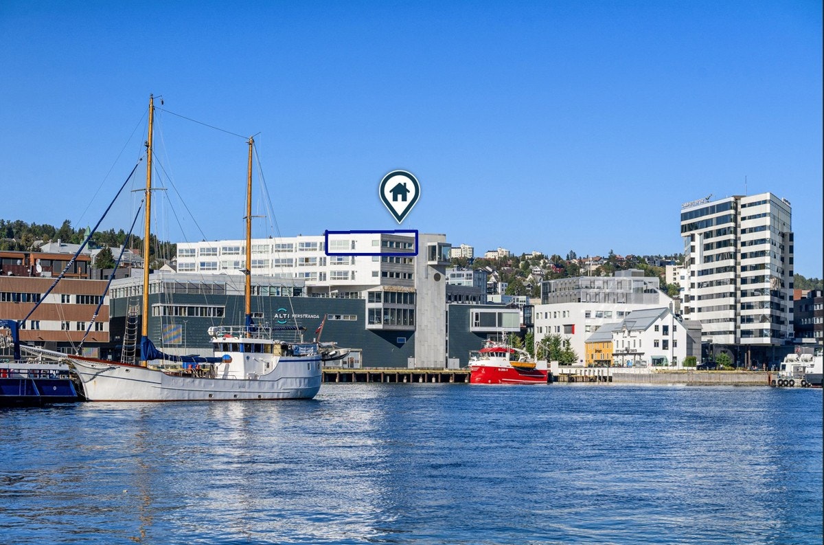 Velkommen til Nerstranda 45 - Presentert av Robin C. Lund og Sne Eiendomsmegling Galleribilde