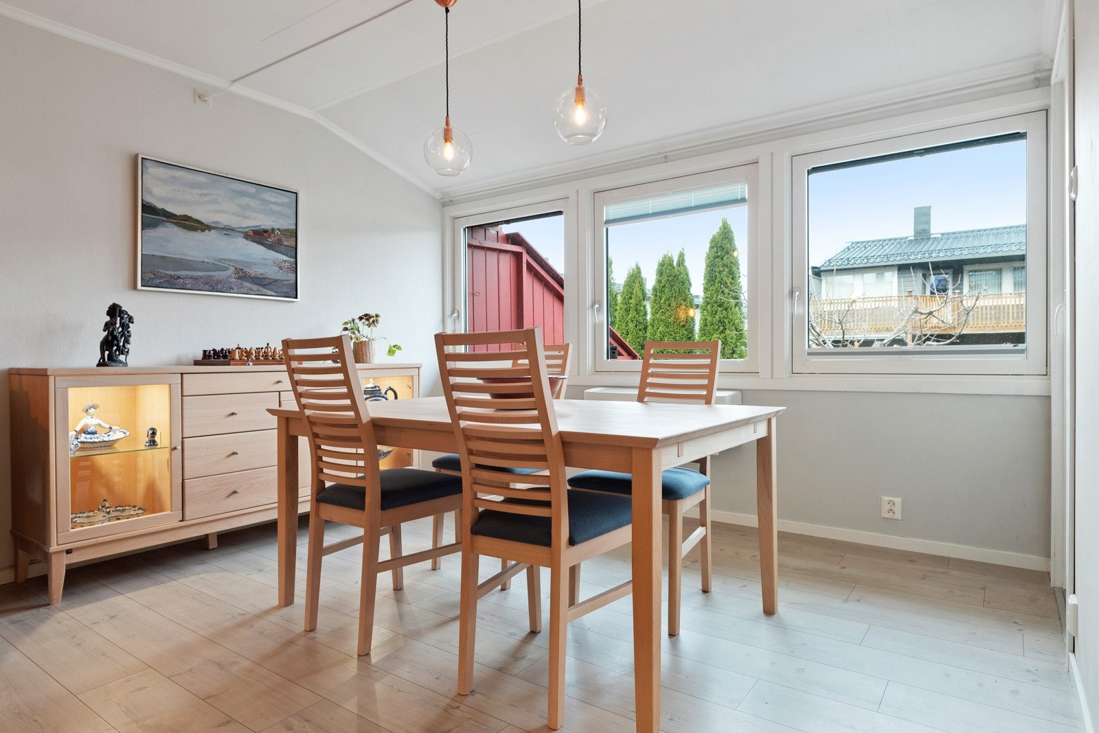 Borettslaget har nylig gjennomgått omfattende rehabilitering. Galleribilde