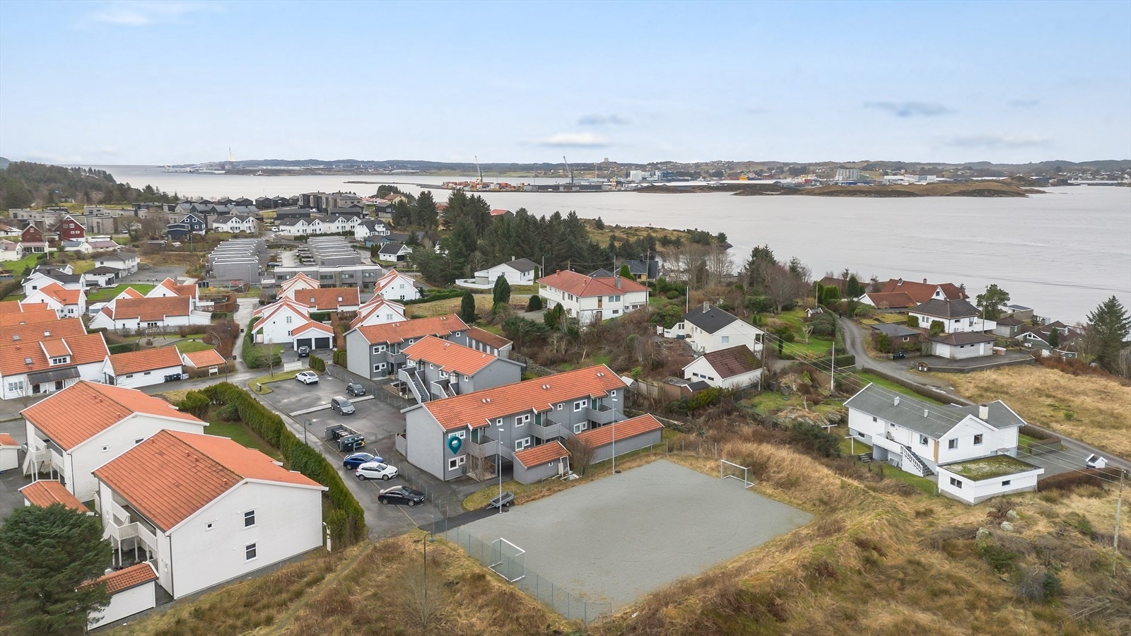 Rolig boligområde, med det meste av fasiliteter i nærheten Galleribilde