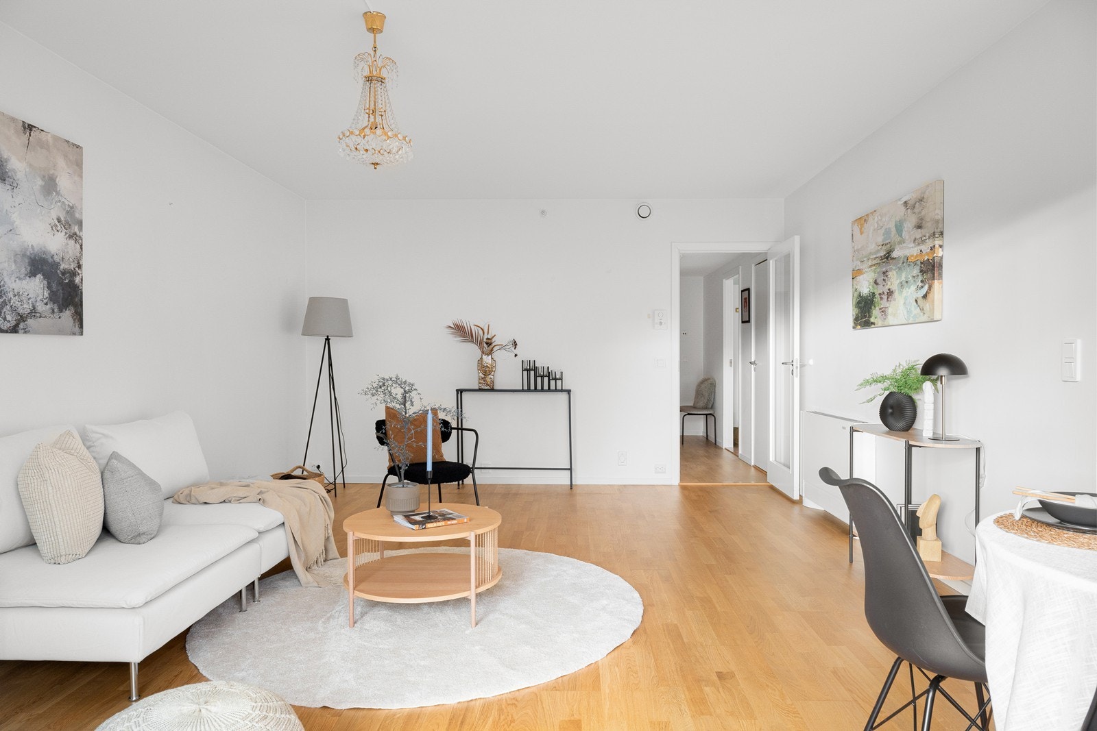 Stilrent og pent. Galleribilde