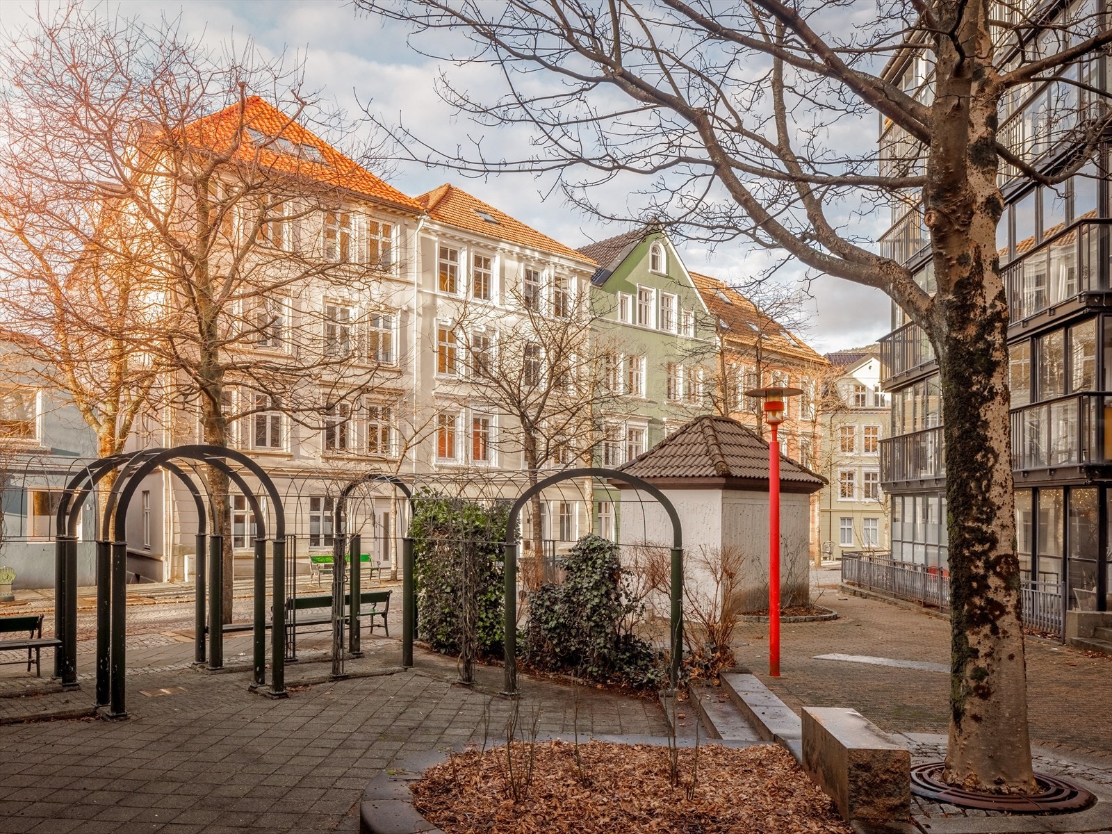 Leiligheten ligger i et meget attraktivt og veletablert boligområde sentralt i Sandviken, like i nærheten av Bergen sentrum Galleribilde