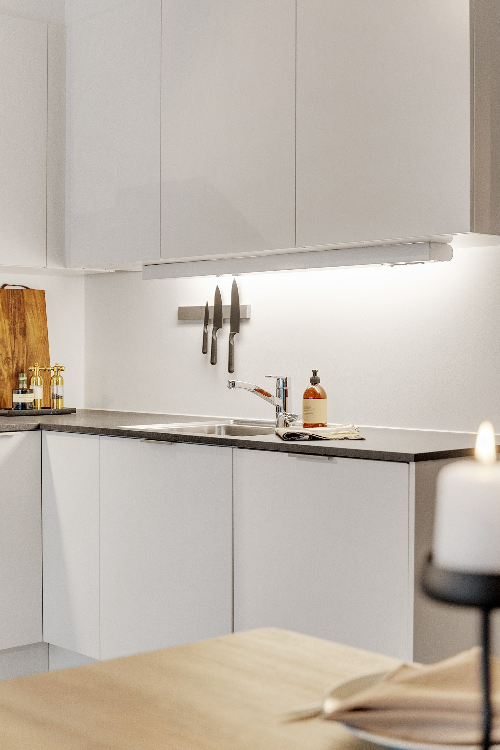 Alt av integrerte hvitevarer medfølger Galleribilde