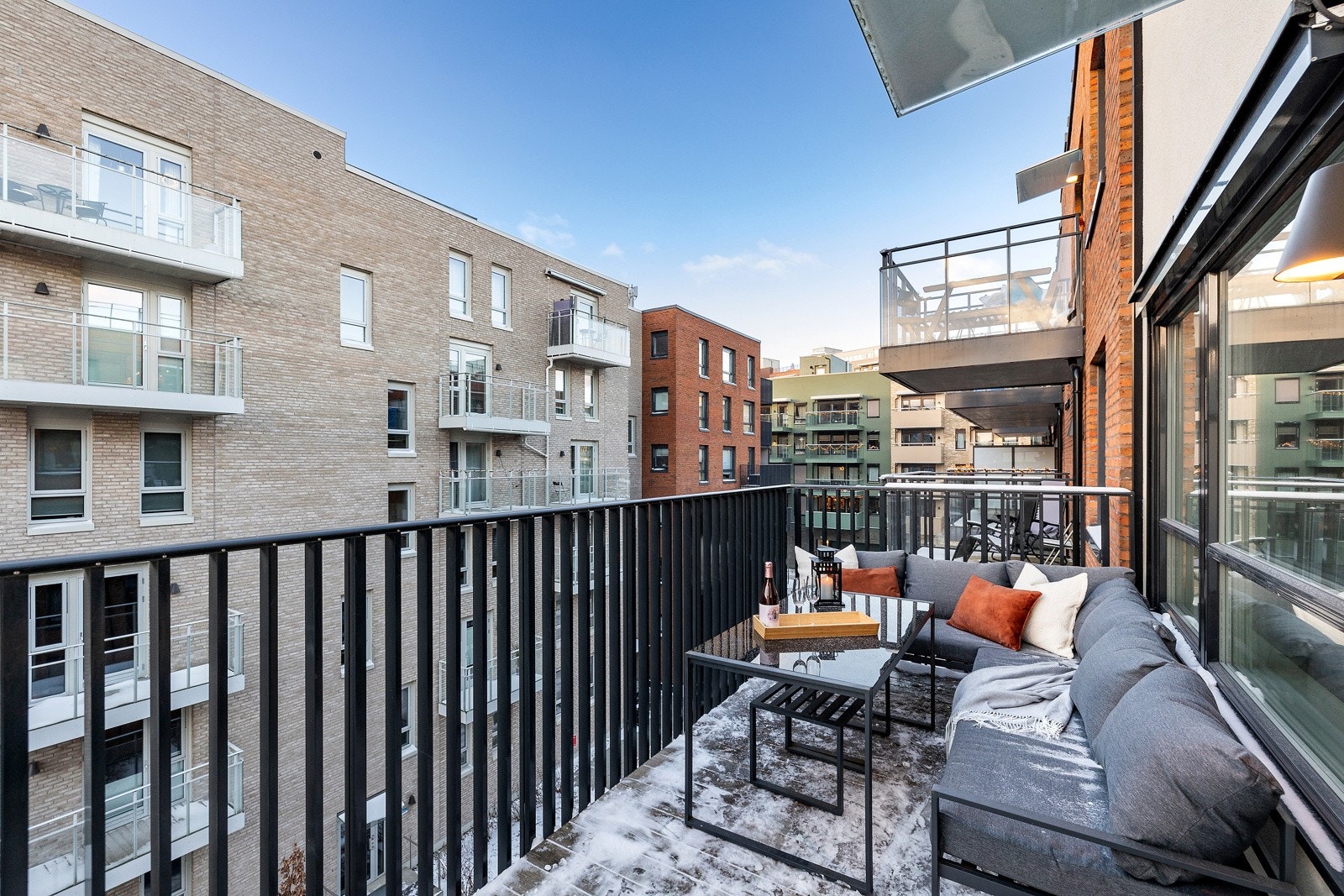 Her er det god god plass til utemøblement Galleribilde