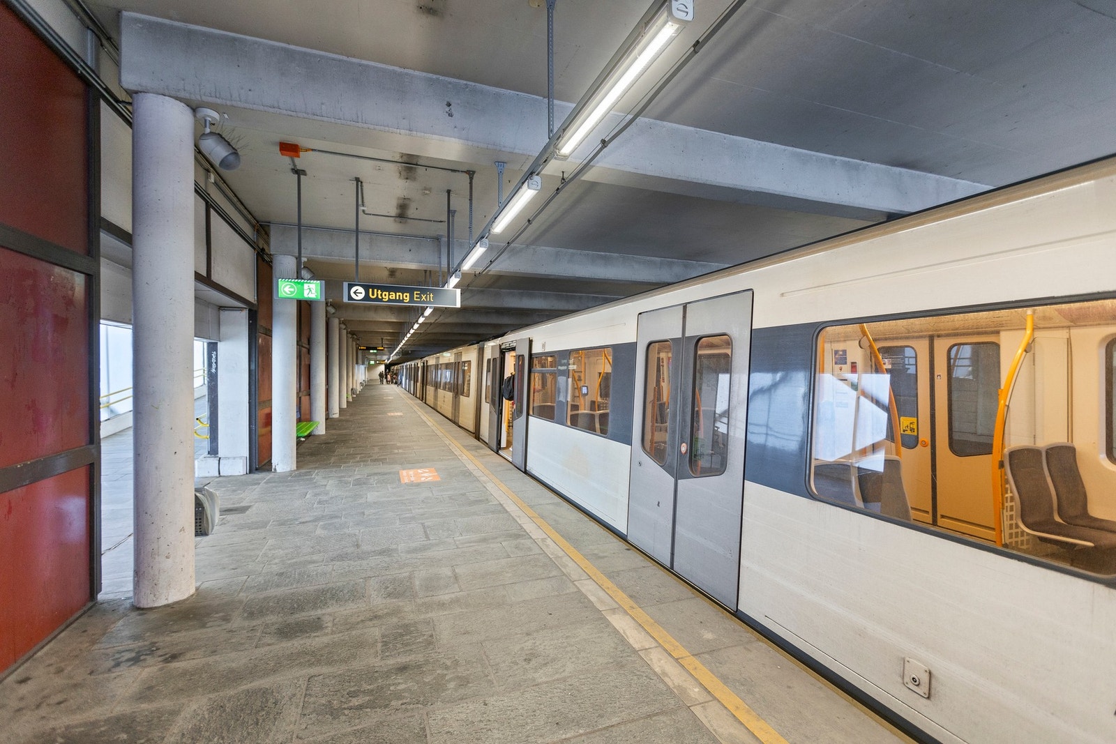 T-banen er ca. 6 min. gange til Linje 2. Galleribilde