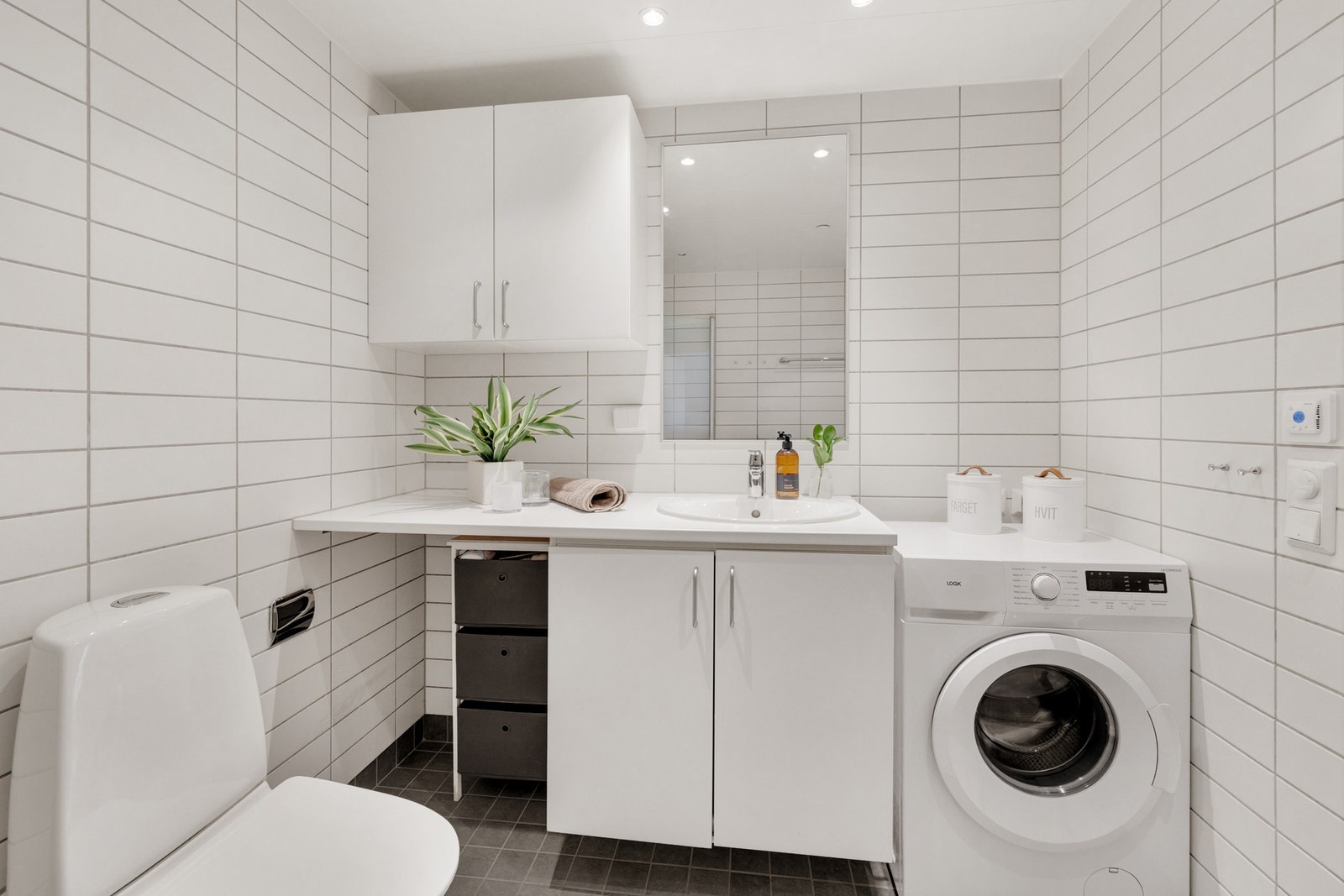 Det er opplegg for vaskemaskin/tørketrommel Galleribilde