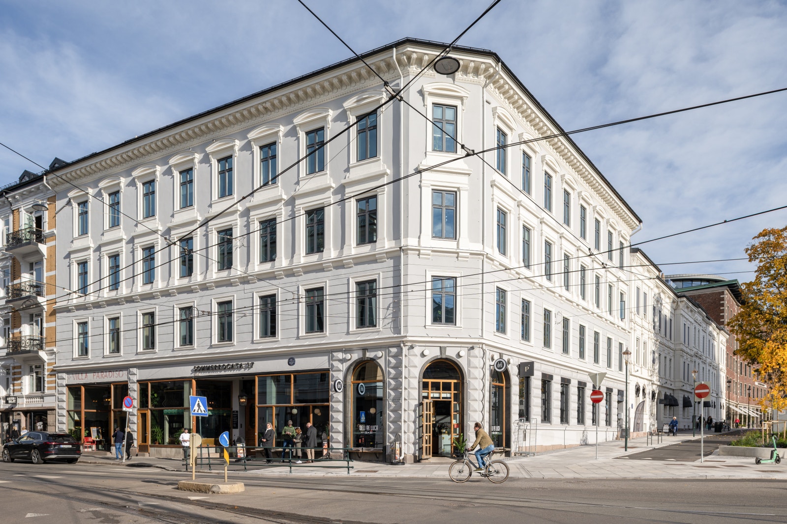 Velkommen til Sommerrogata 17, midt på Solli plass! Galleribilde