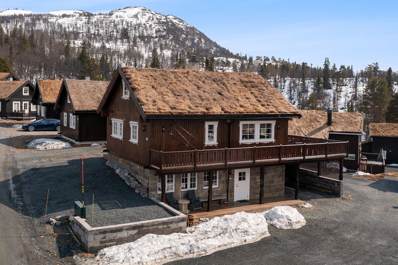 Her kan du bruke dagen i alpinbakken og like ved har du også flotte preparerte langrennsløyper. Sommerstid har du også Galleribilde
