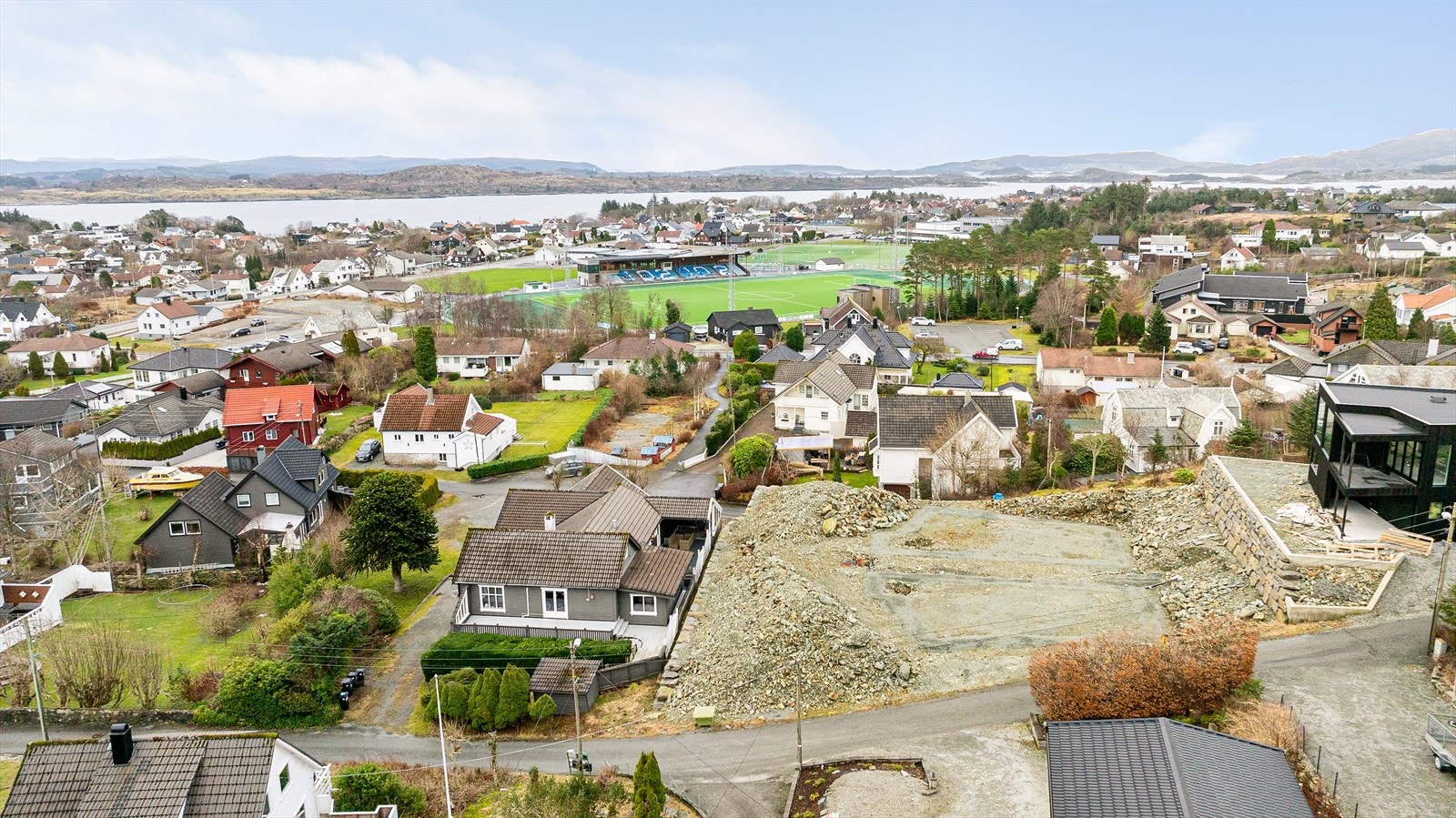 Vann og kloakk ligger klar på tomten Galleribilde