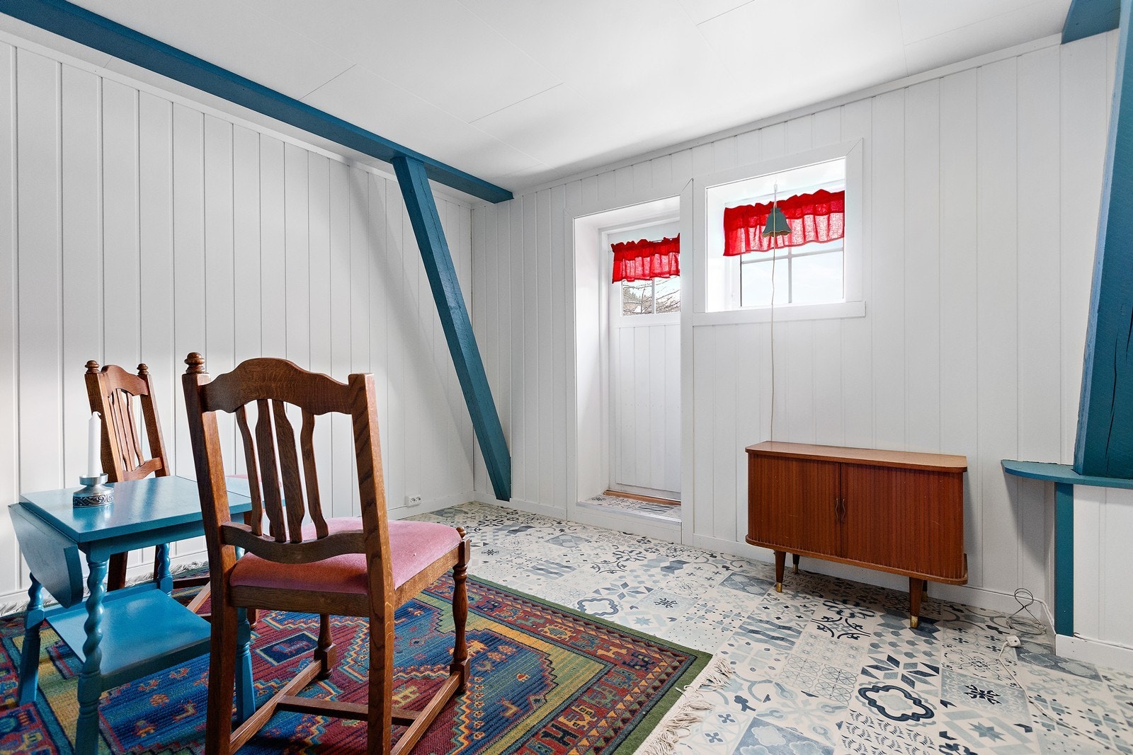 Soverom med utgang til balkong Galleribilde