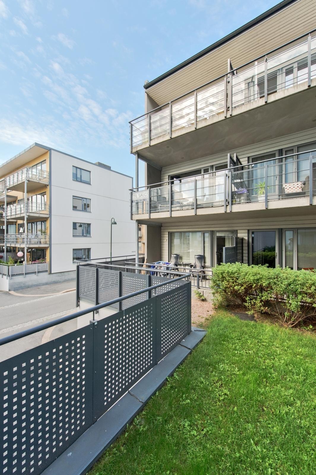 Uteområdet Galleribilde