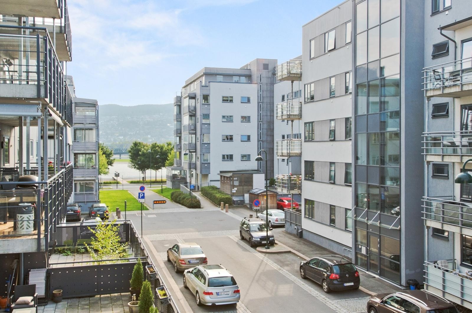 Utsikt fra balkong Galleribilde