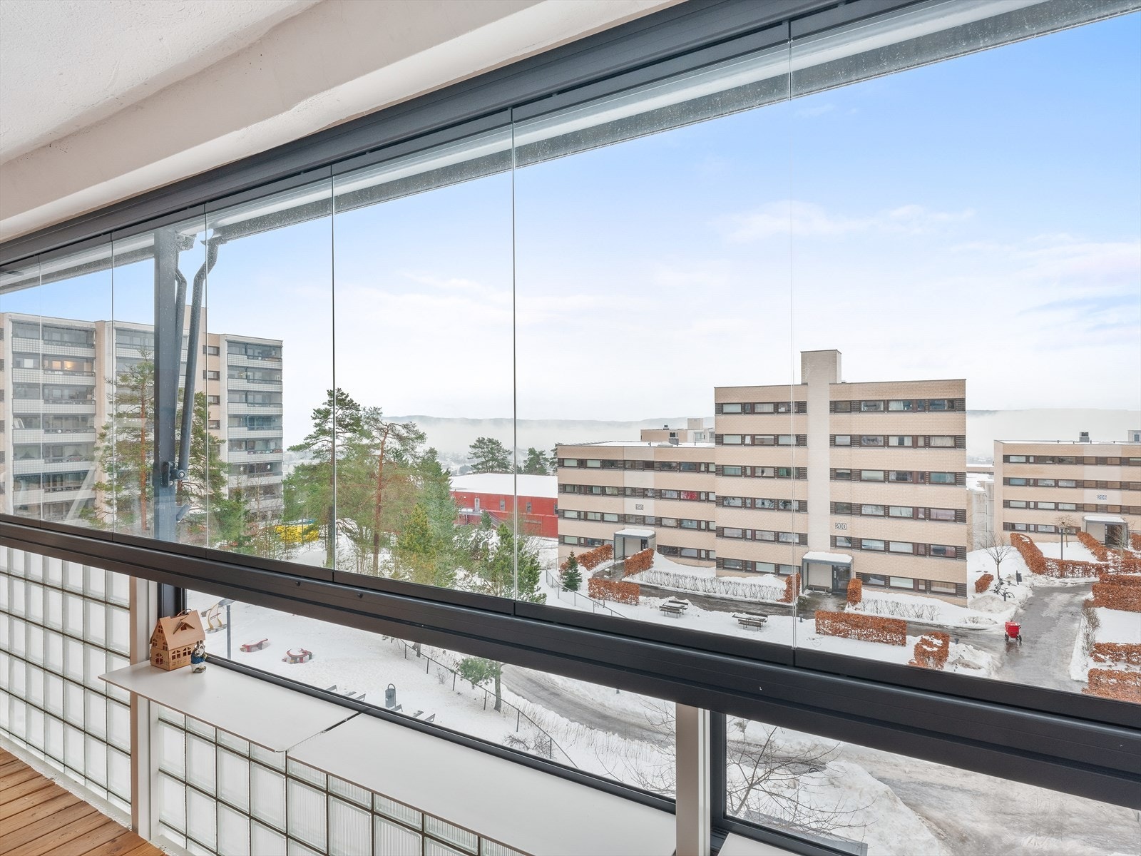 Utsikt fra balkongen. Galleribilde