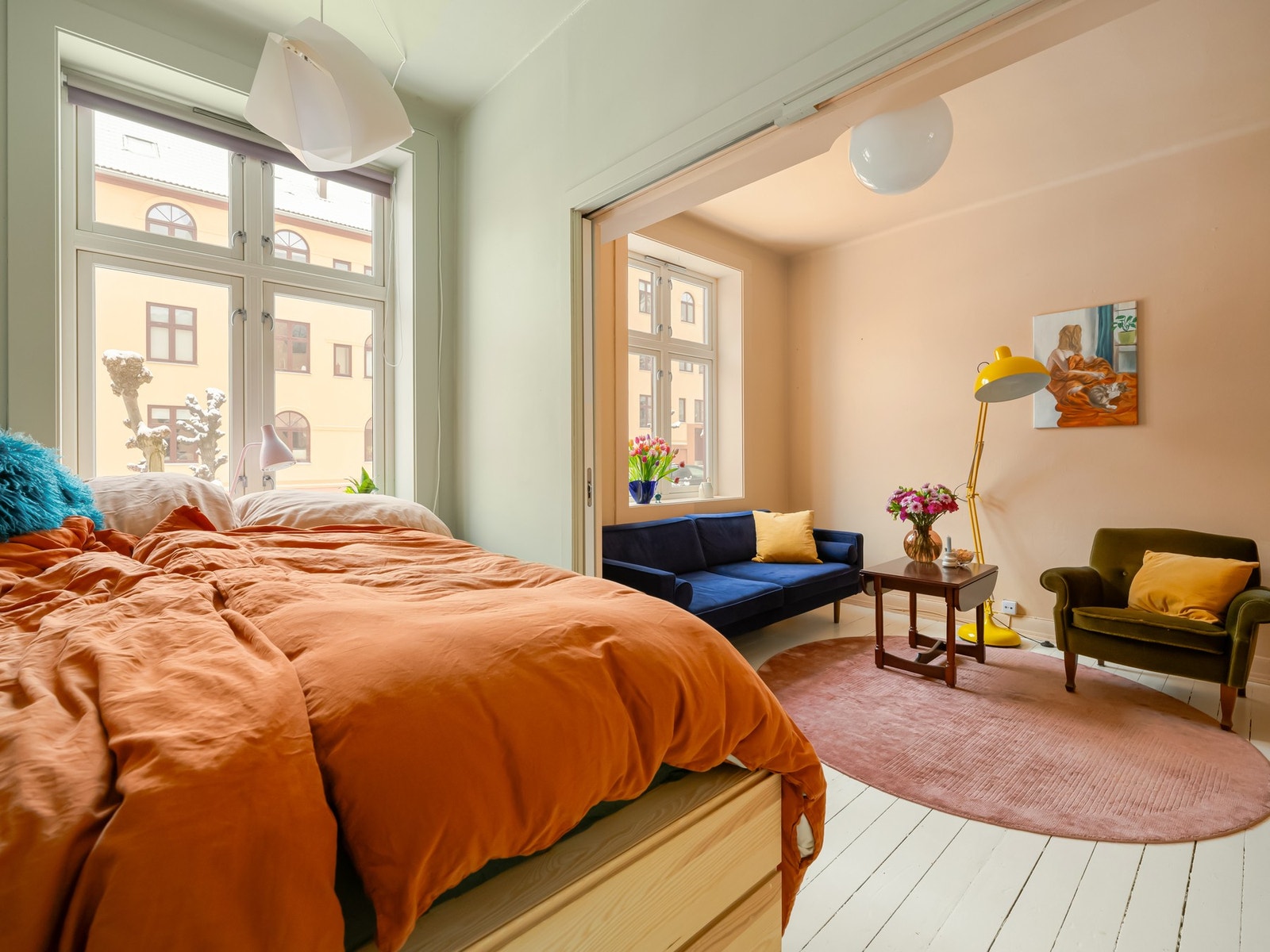 Til sammenligning, ser du her hvordan leiligheten oppleves på vinterstid ... Galleribilde