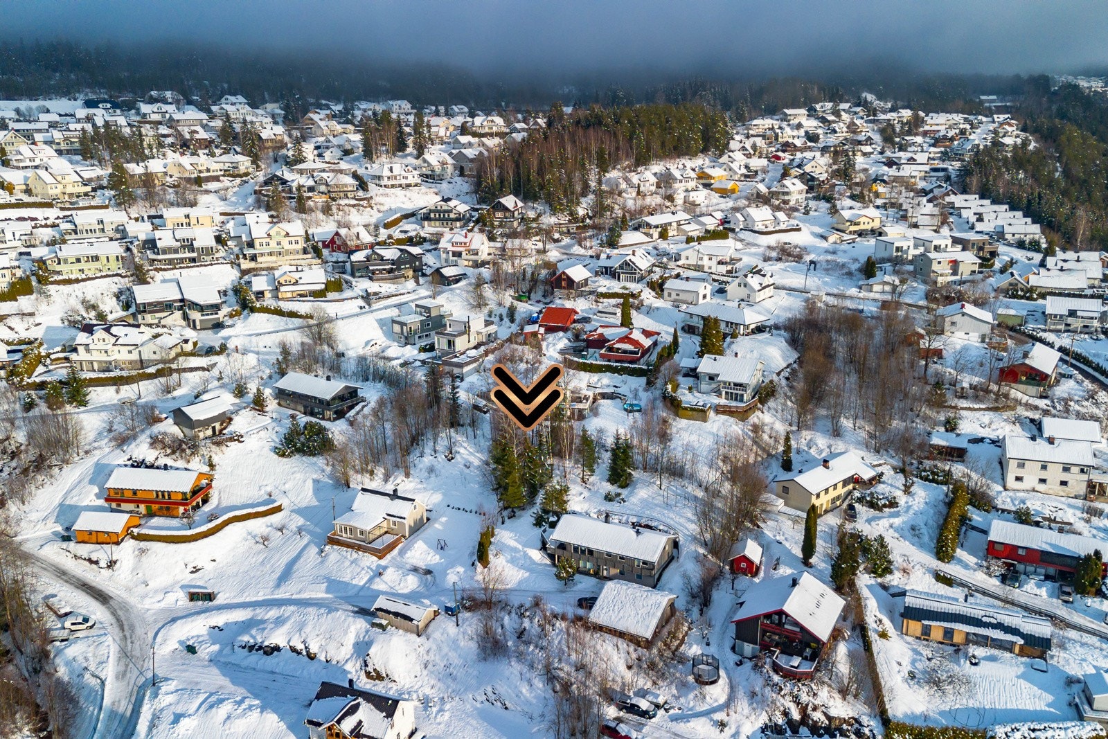 Tomten kan bebygges med en enebolig og en garasje på inntil 36 kvm. Galleribilde
