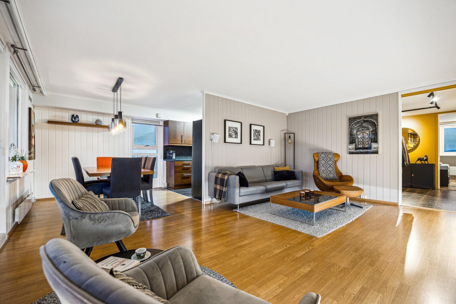 Leiligheten nyter i kraft av sin beliggenhet godt av oppvarmingseffekt fra underliggende leiligheter. Galleribilde