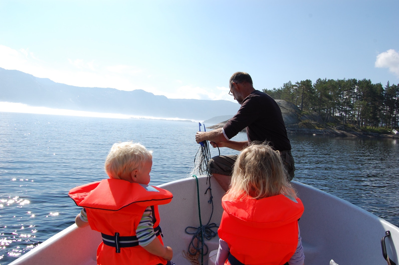 Fiske på Nisser Galleribilde