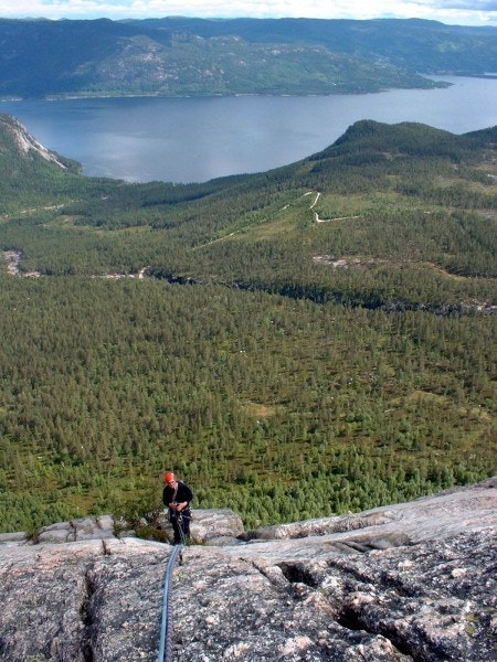 Klatremulighetene er mange og unike i Nissedals fjell - her fra Hægefjell Galleribilde