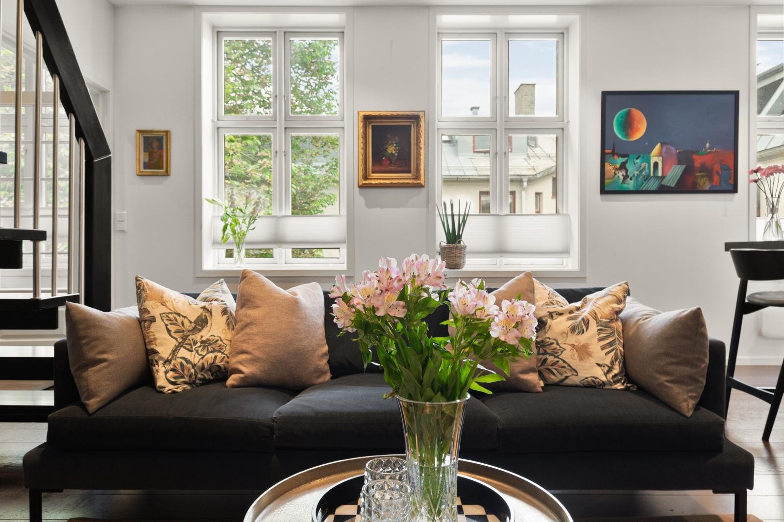 Spennende og unik leilighet med masse lys og luft. Galleribilde