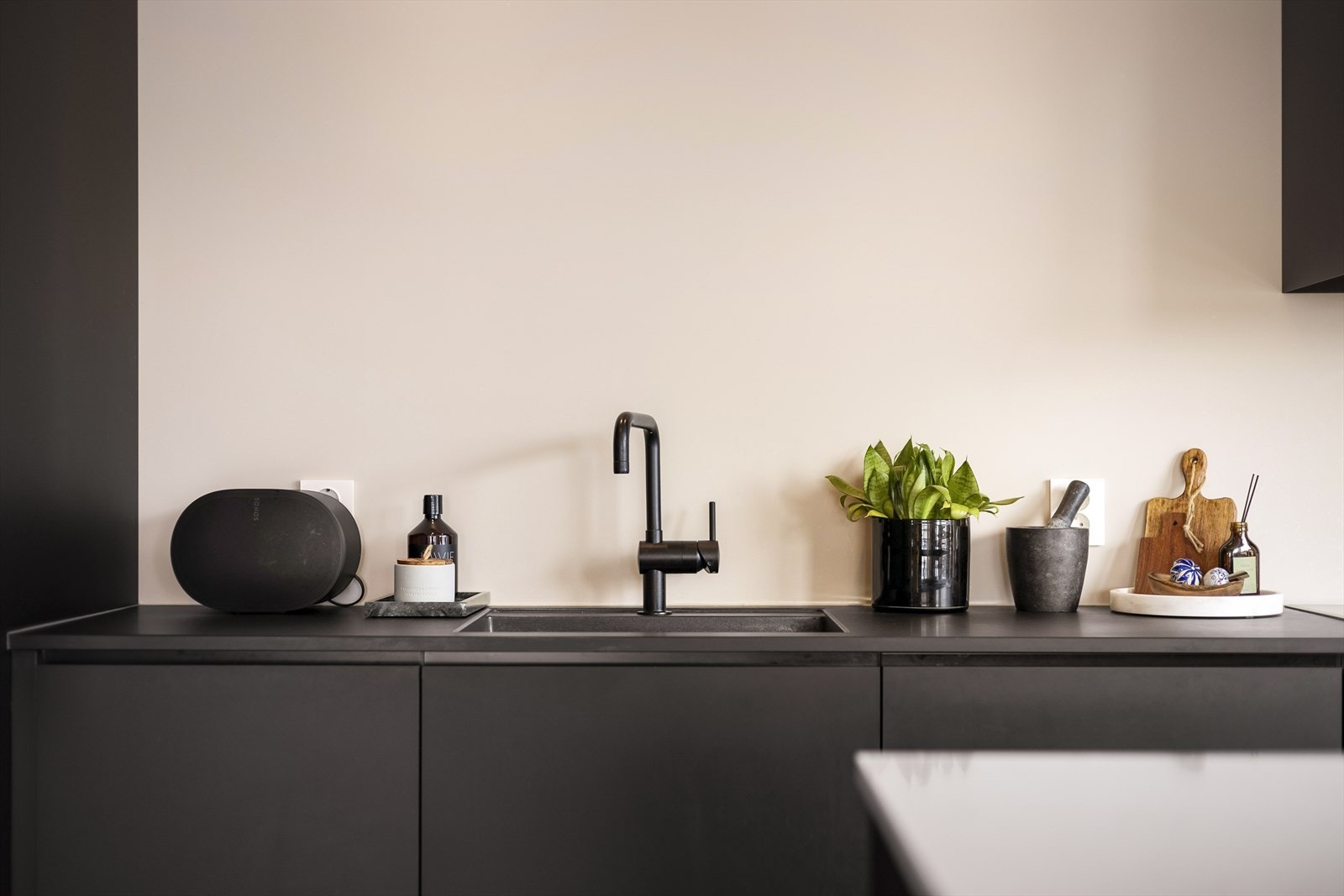 Kjøkkenet har tilvalg av høy kvalitet. Galleribilde