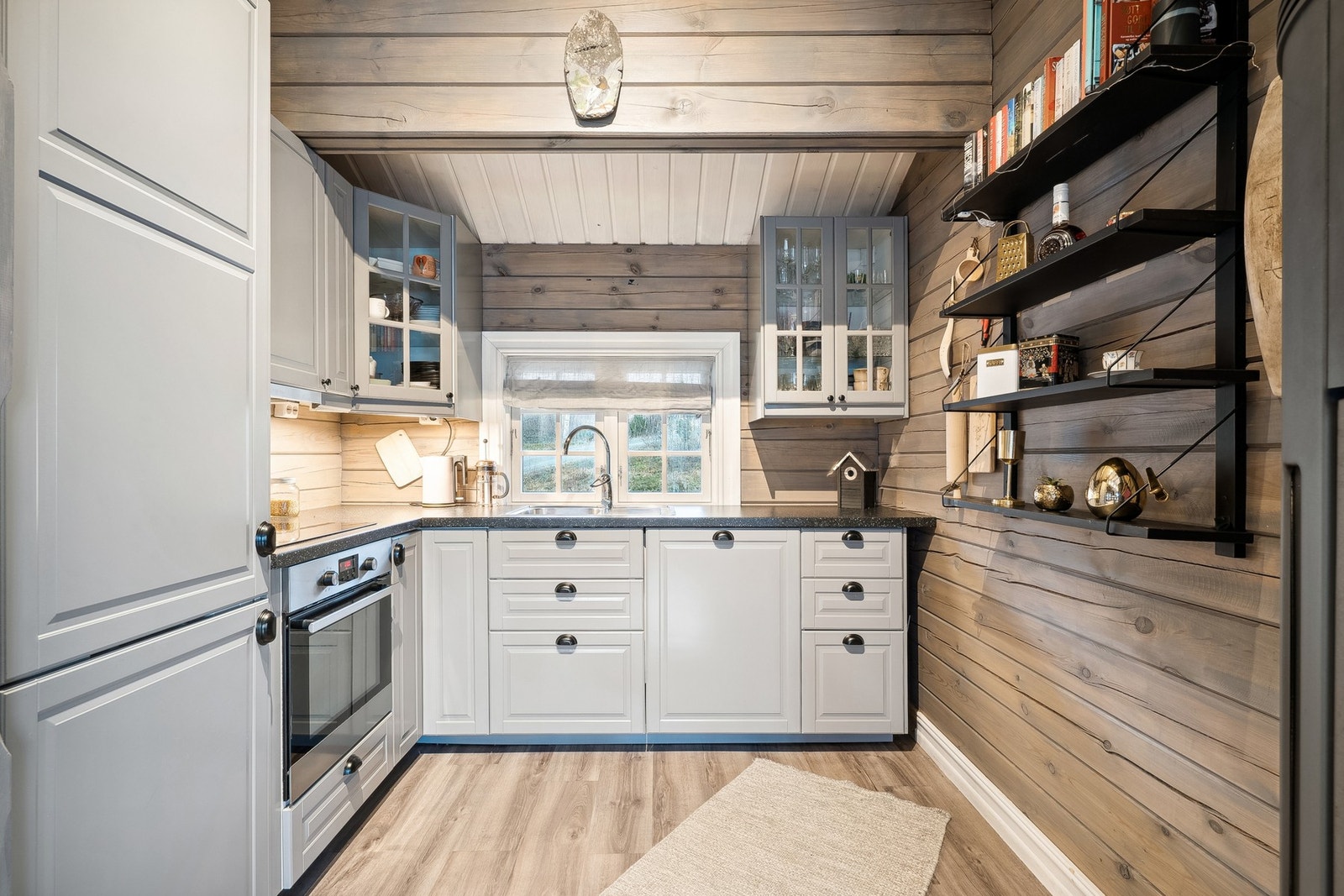 Modrene kjøkken med det man trenger Galleribilde