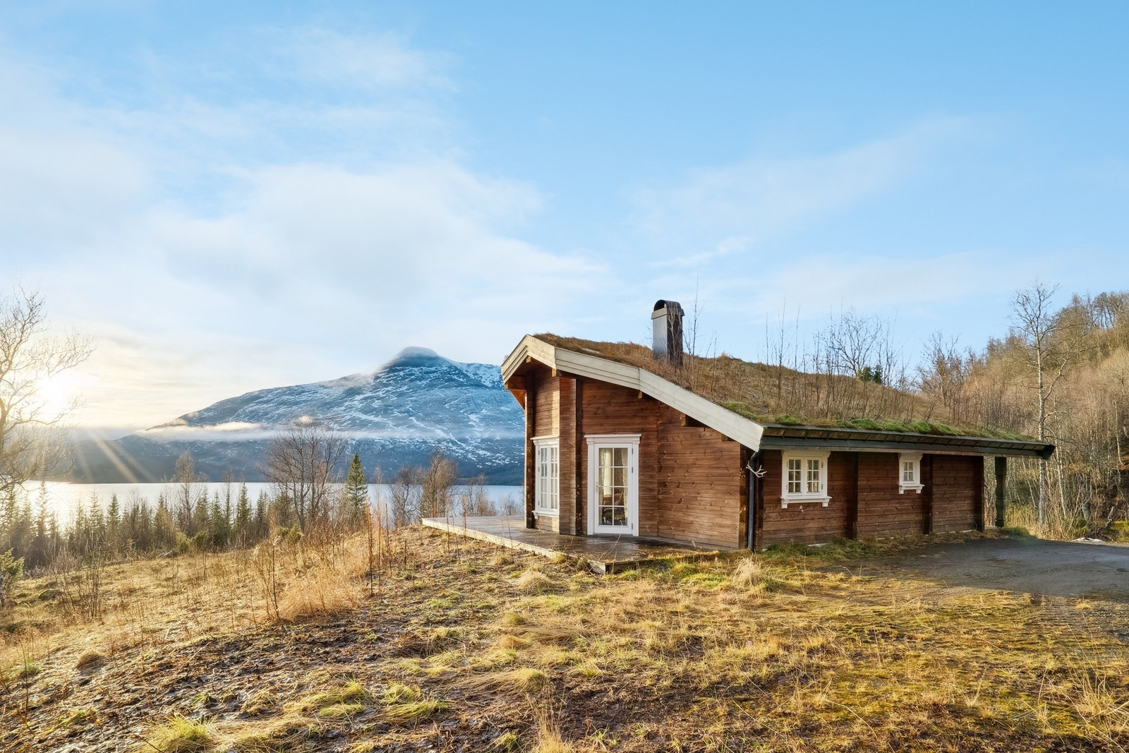 Eiendomsmegler 1 v/Gisle Kallestad har gleden av å presentere Orrhaugveien 127
Foto: EFKT Galleribilde
